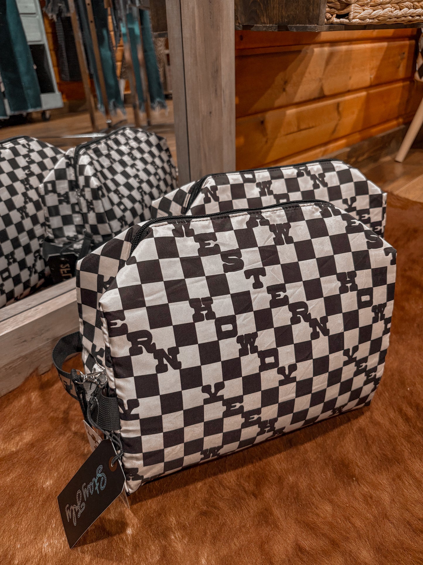 Checkered Travel Bag/Packing Cube