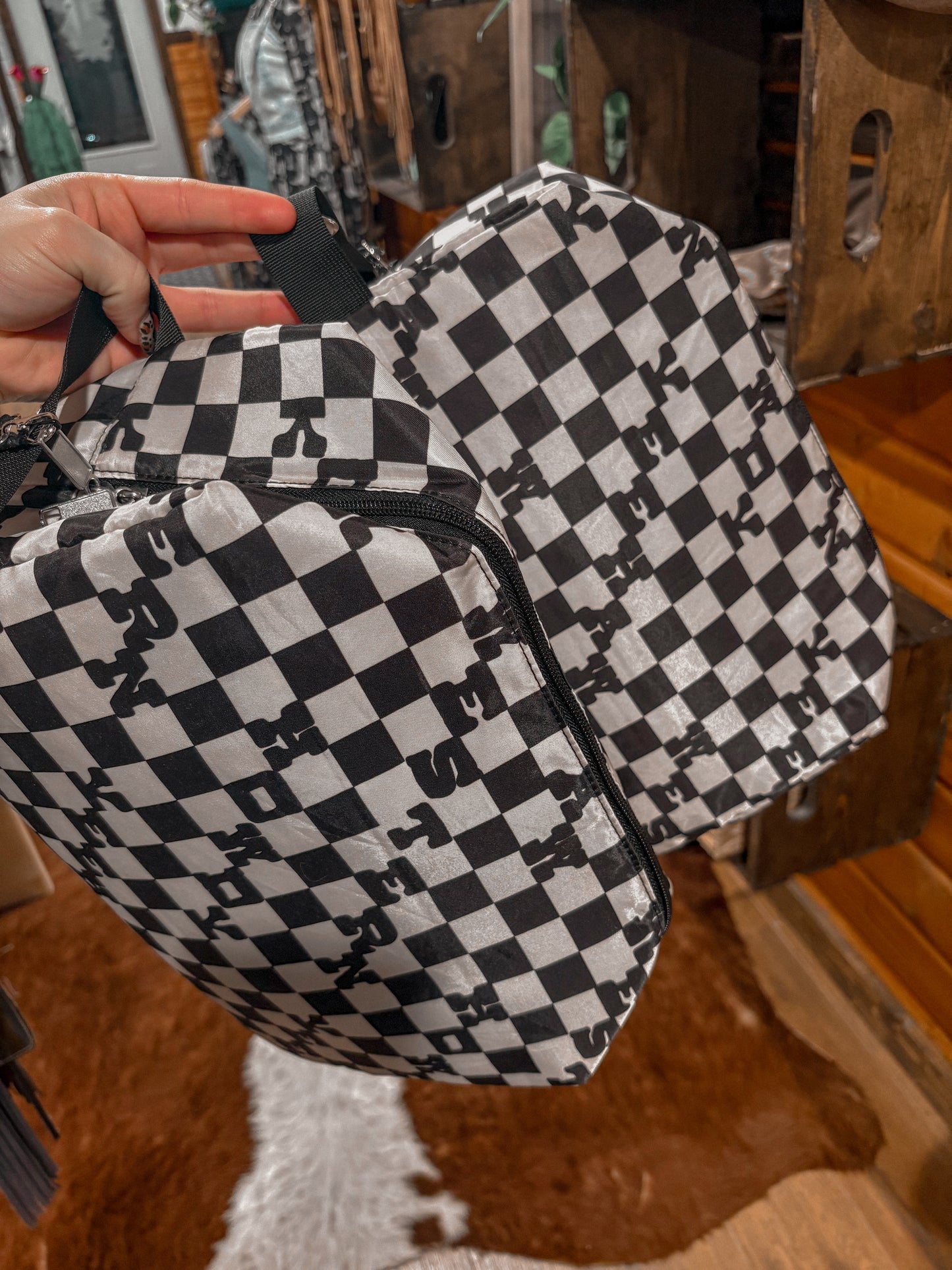 Checkered Travel Bag/Packing Cube
