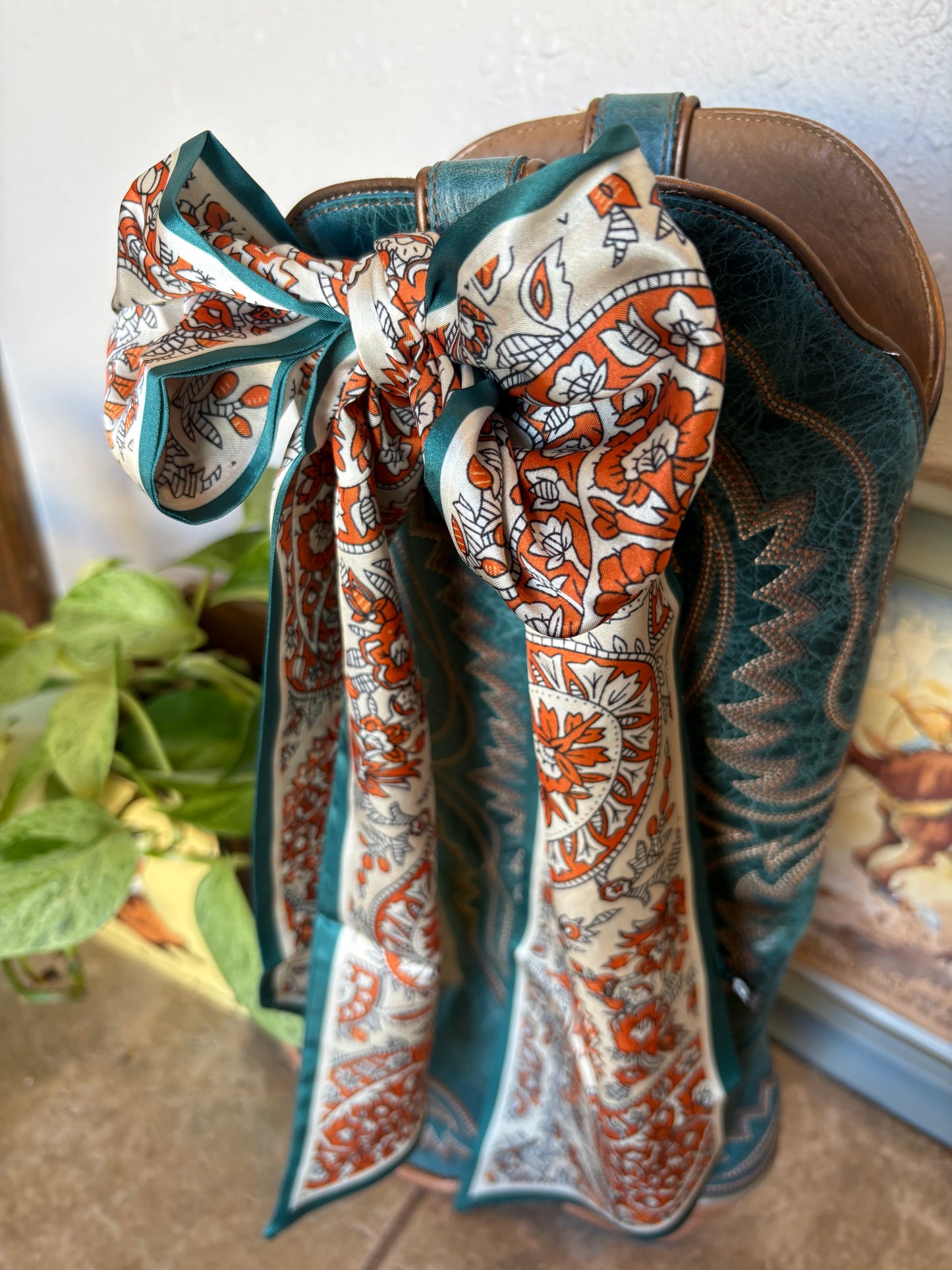 Orange Paisley Twilly