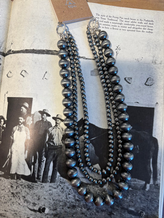 The Mesa Layered Pearl Necklace