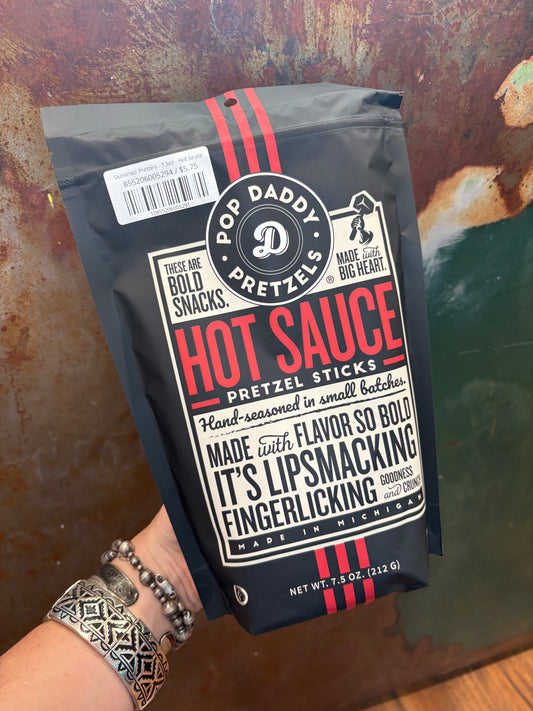 Seasoned Pretzels - 7.5oz - Hot Sauce