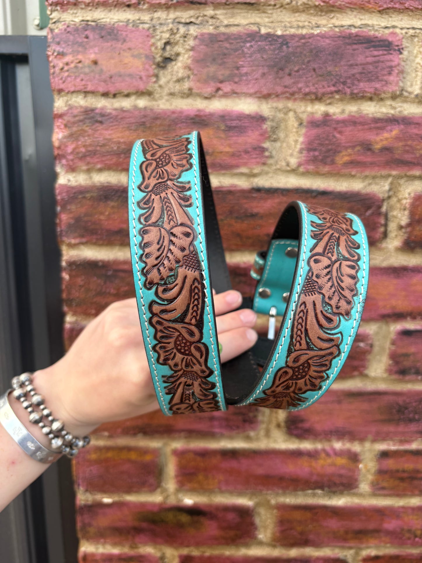 Barrel Bloom Leather Belt