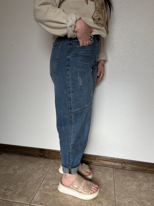 HIGH RISE RELAXED BARREL JEANS MEDIUM WASH