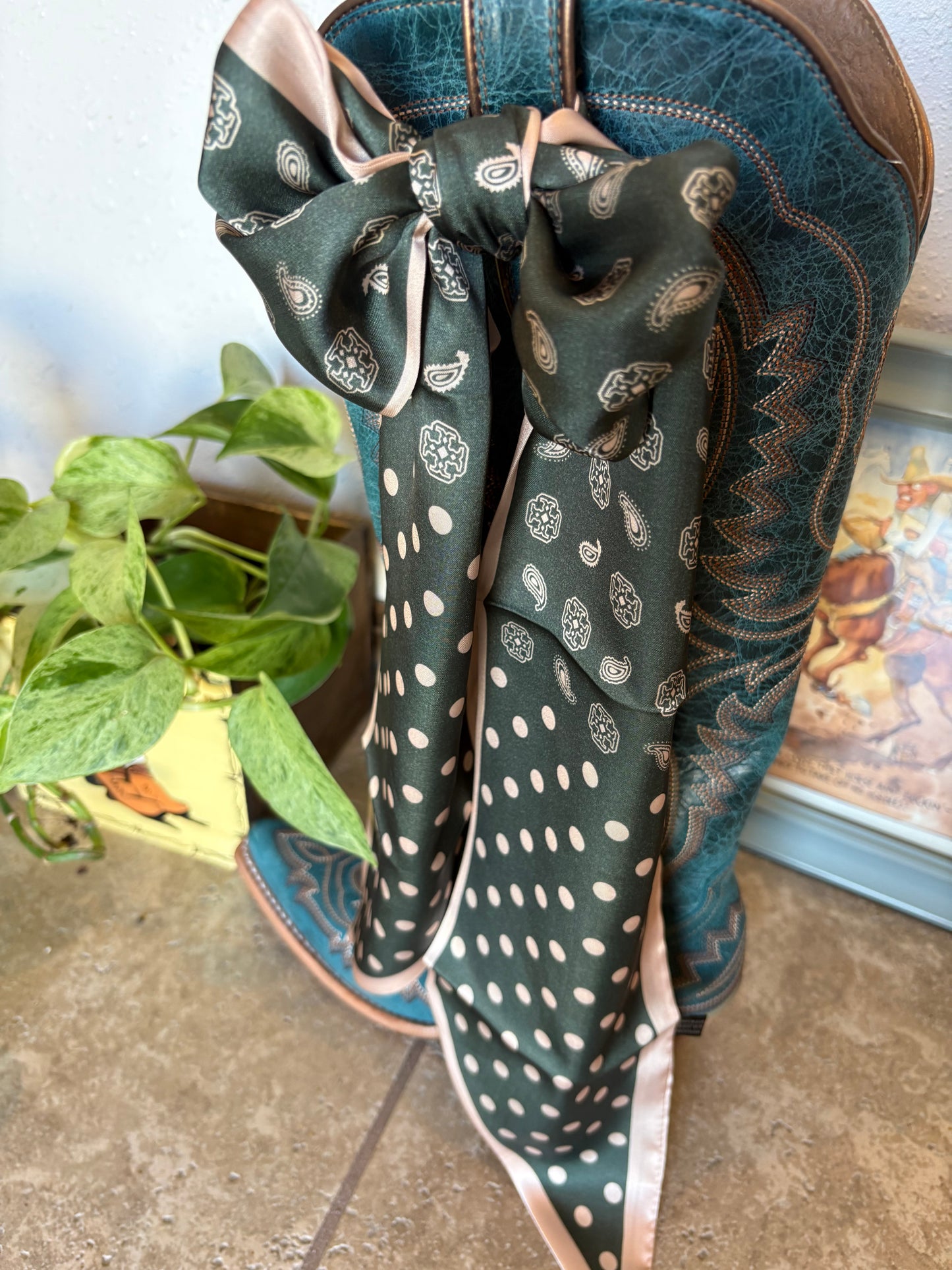 Green Polka Dot & Paisley Twilly