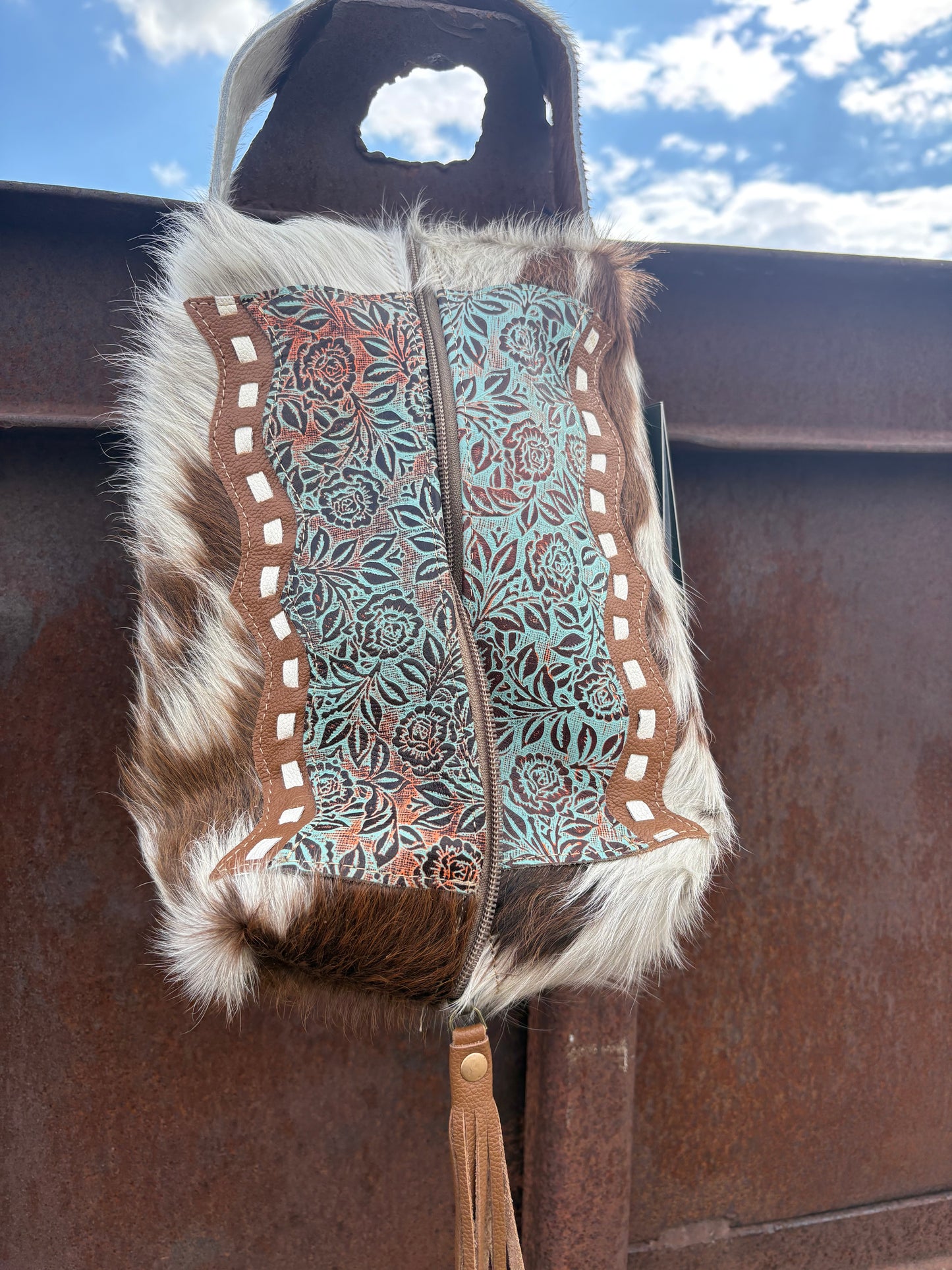 The Cass Cowhide Toiletry Bag