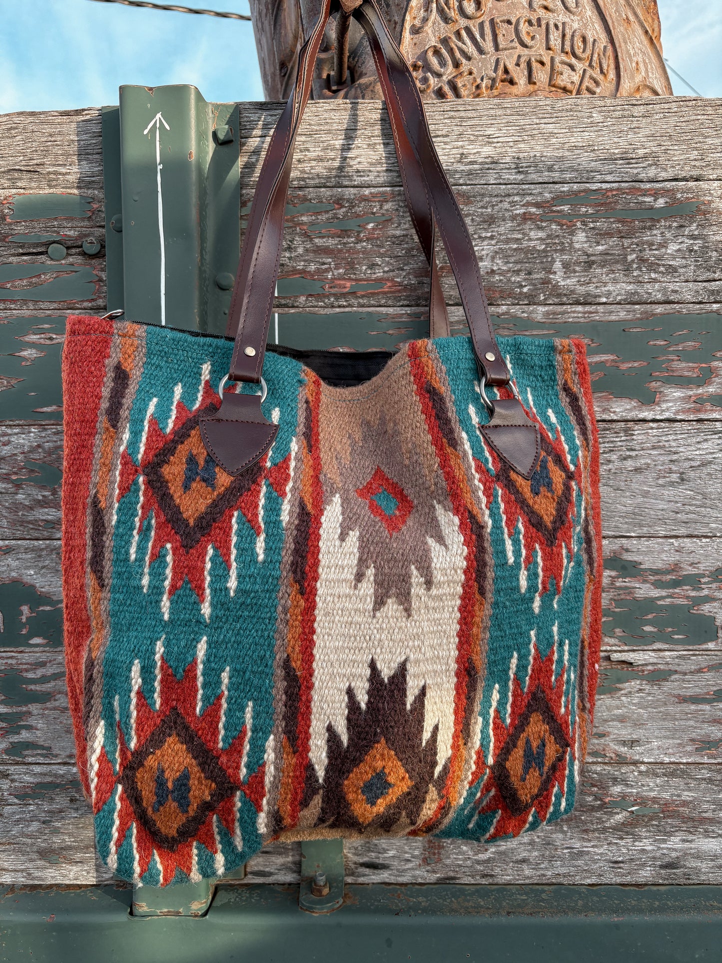 The Montana Saddle Pad Bag