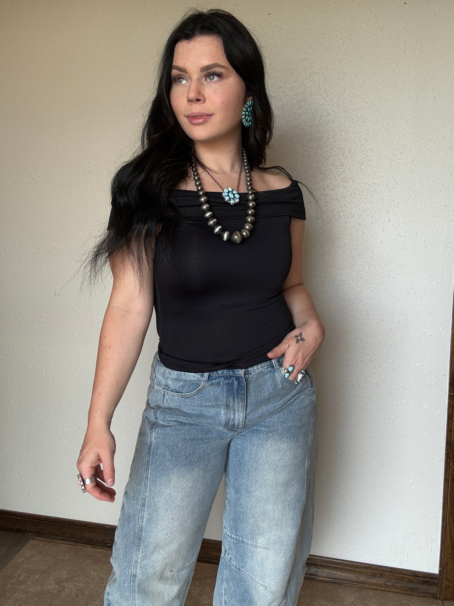 The Lex Off The Shoulder Basic Top
