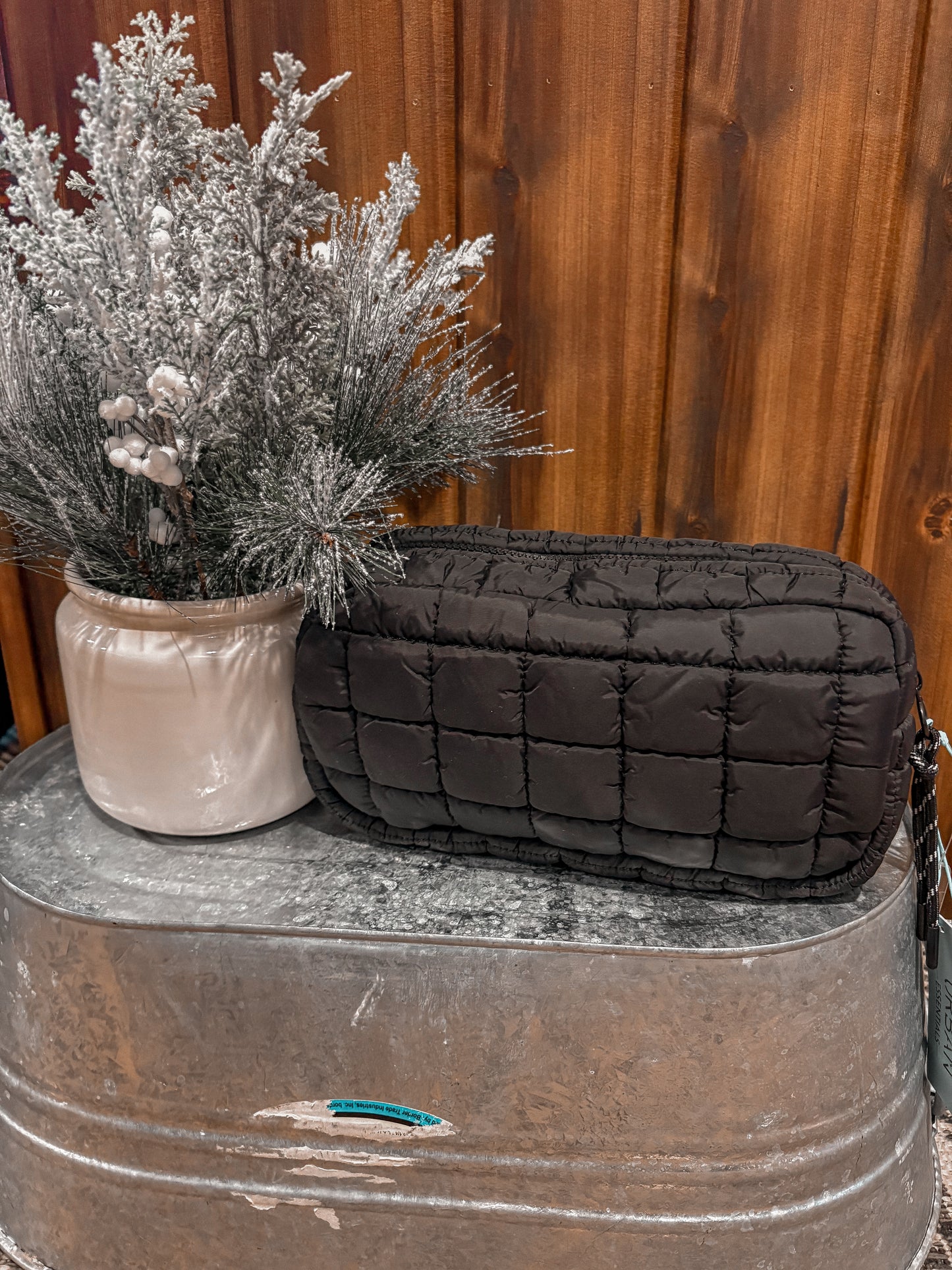 Quilted Puffer Pouch *LUX