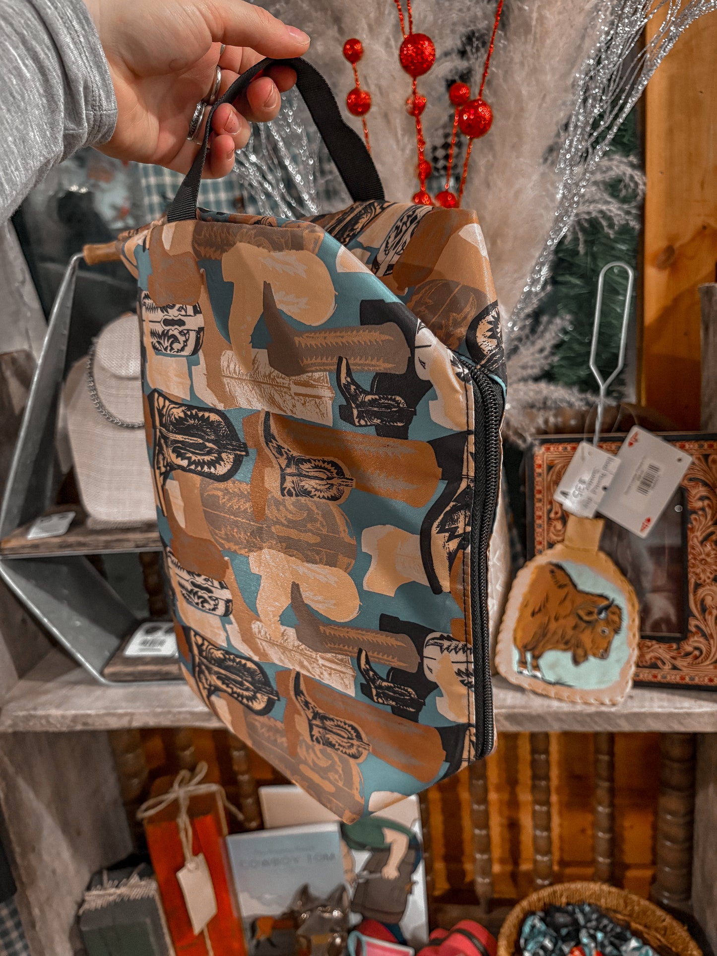 All Boots Travel Cube