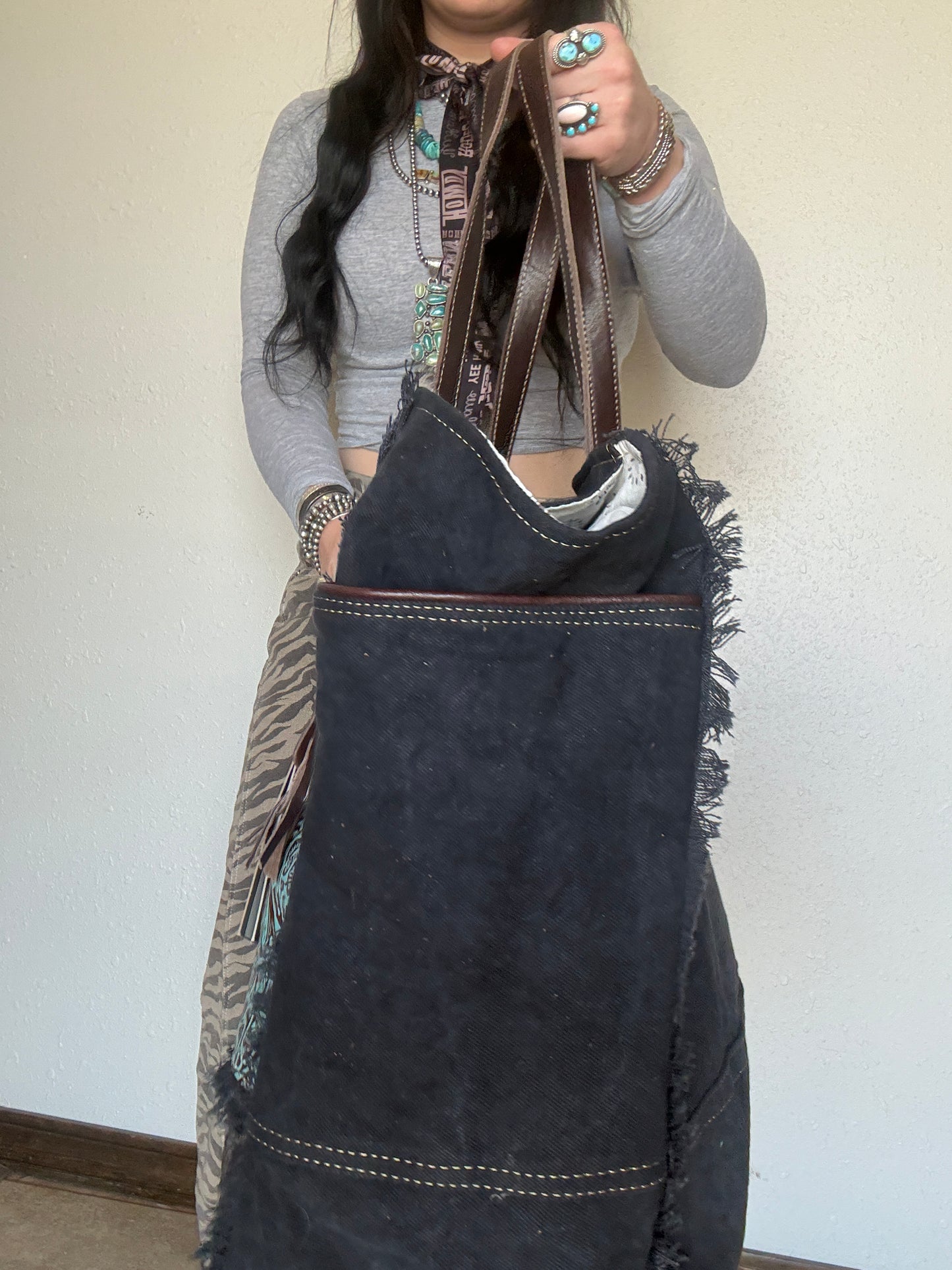 Sea Grass Canvas & Hairon Bag