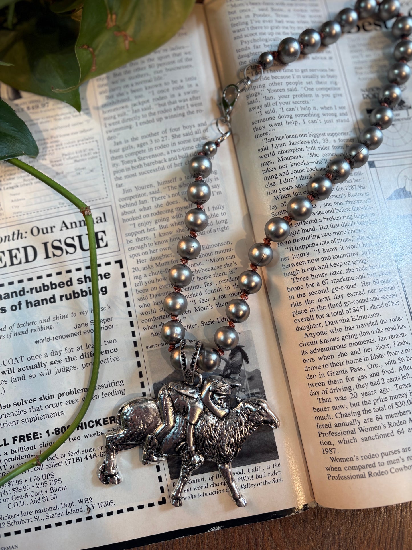 Mutton Buster Pearl Necklace