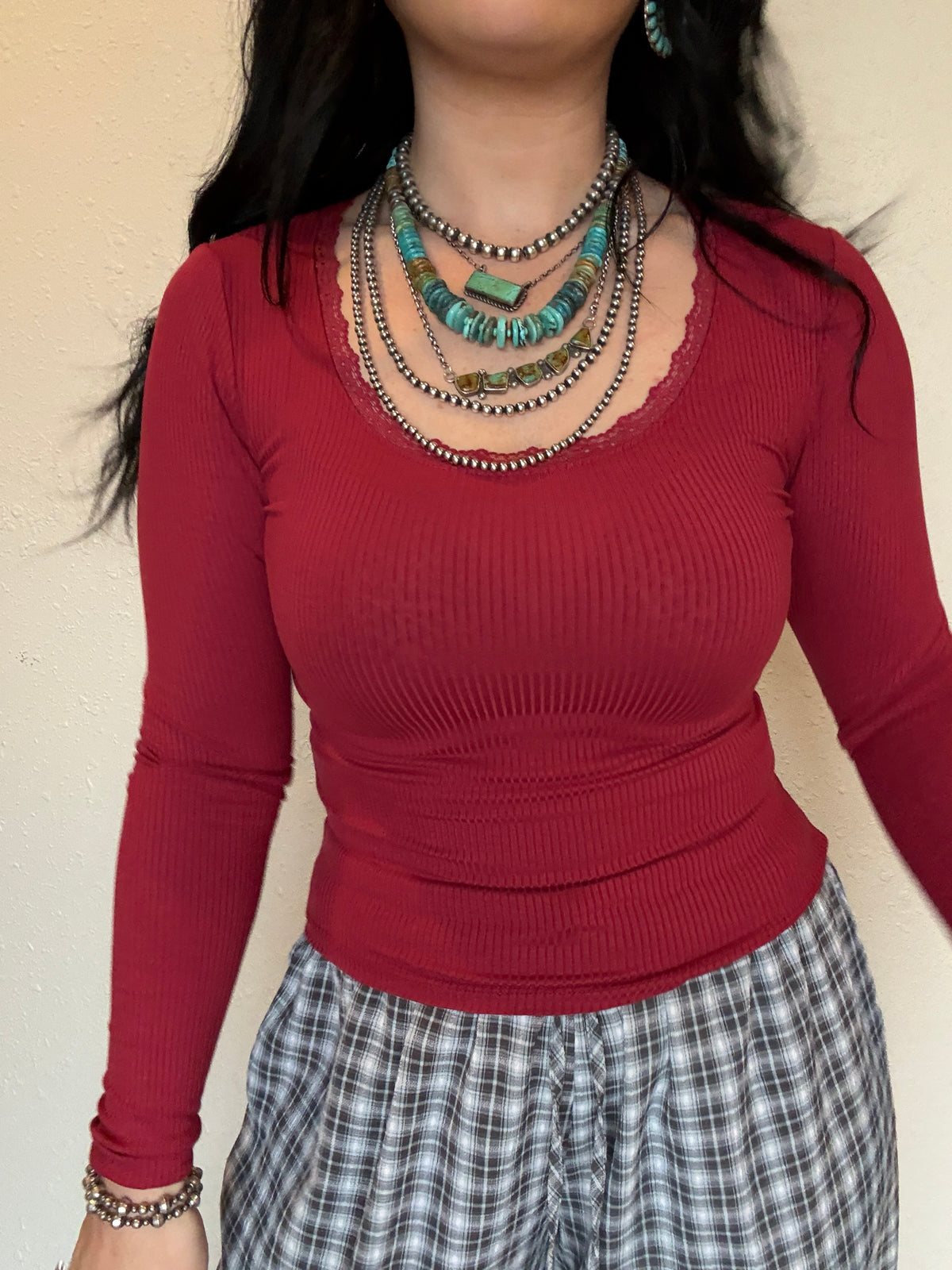 Long Sleeve Scoop Neck with Lace Trim Rib Knit Top *Wine