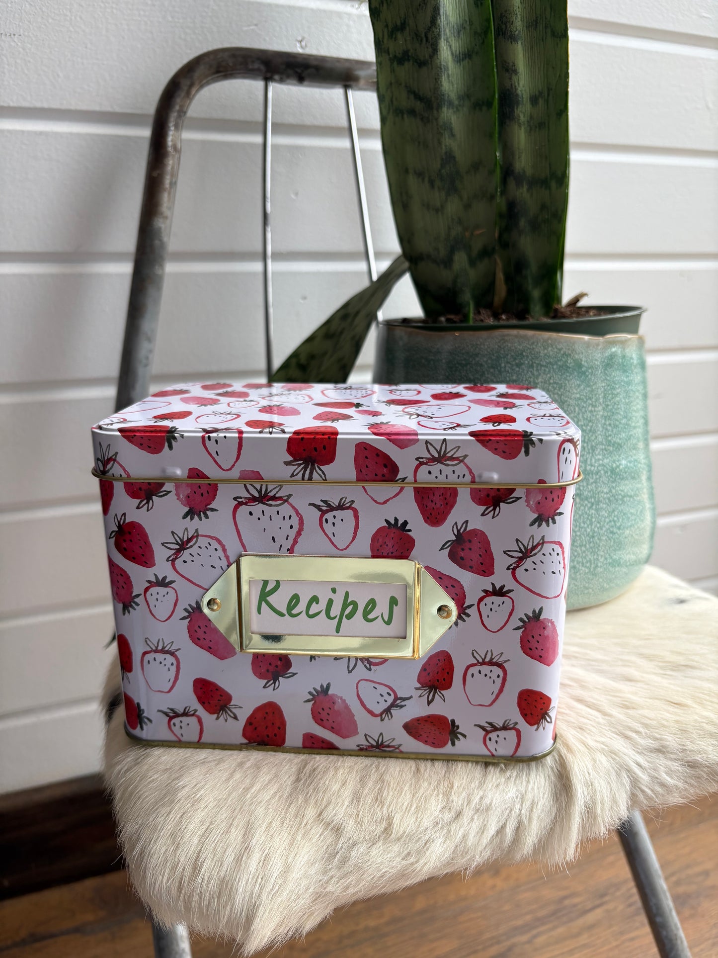 Strawberry Recipe Box & Tin