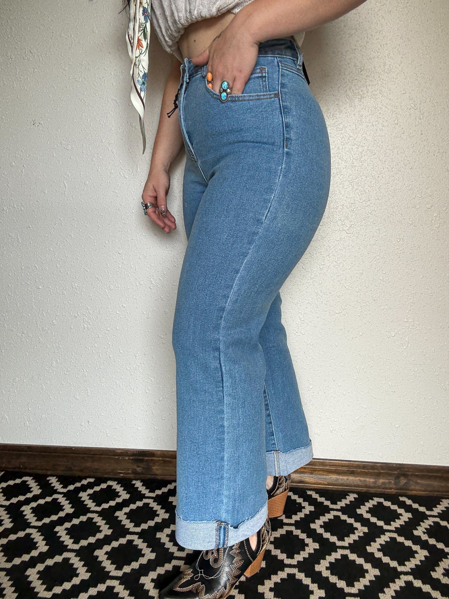 The Lex Ligh Wash Cuffed Denim