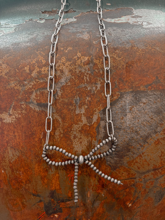 Chain Bow Necklace