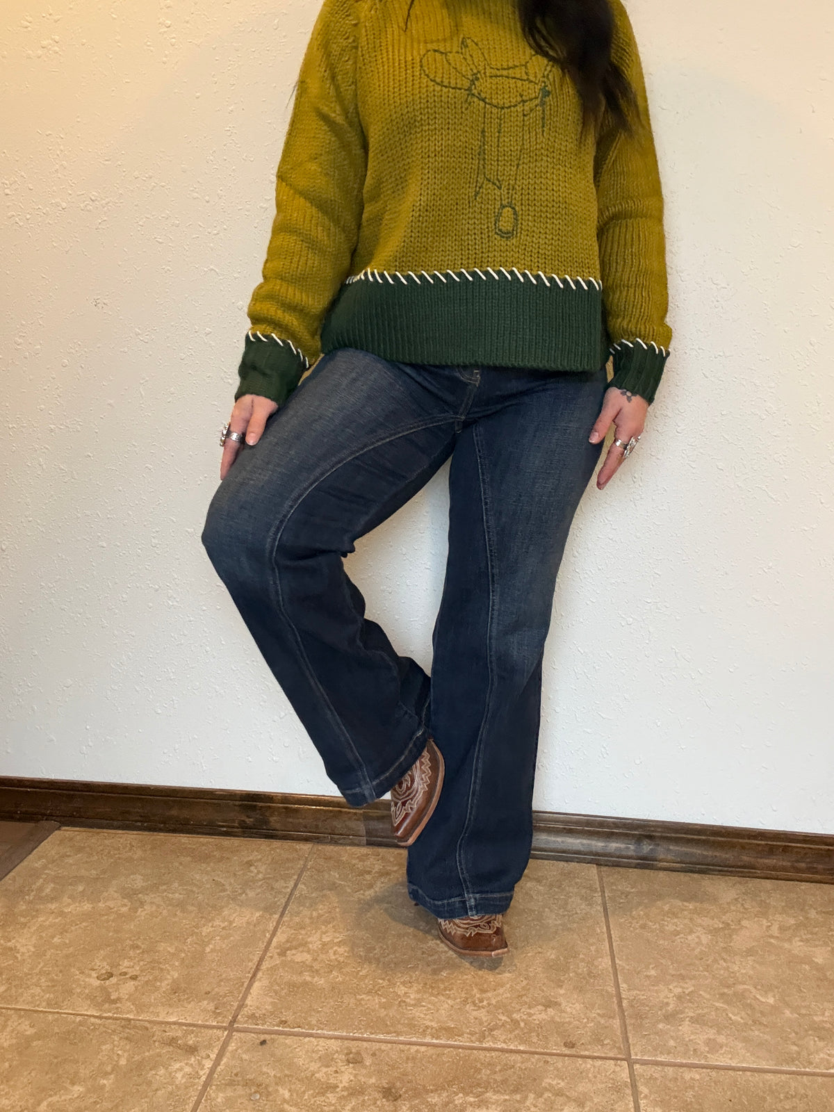 ULTRA HIGH RISE RELAXED FLARE LEG JEANS