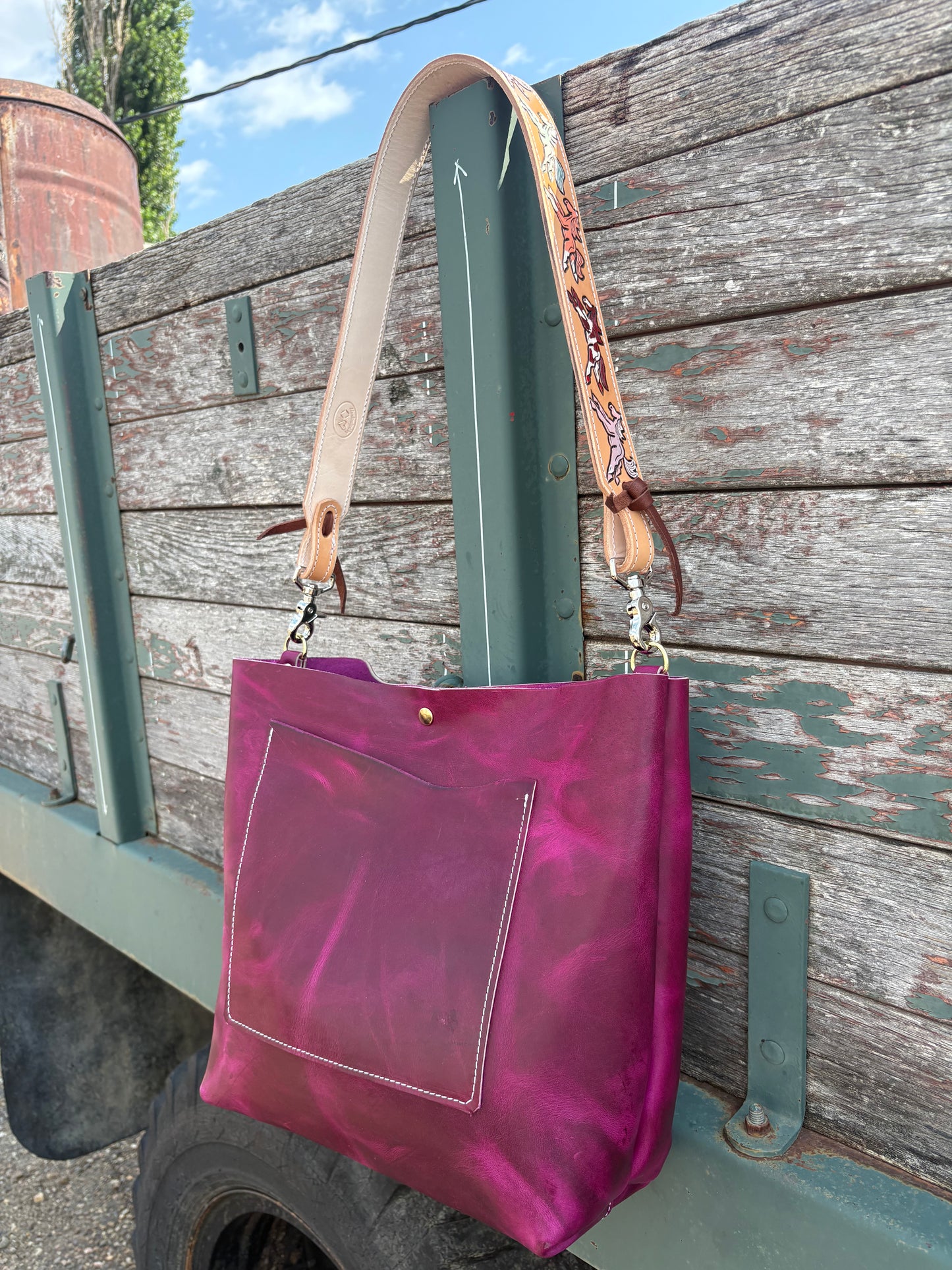 Wild Ponies Tote Bag *Burgundy