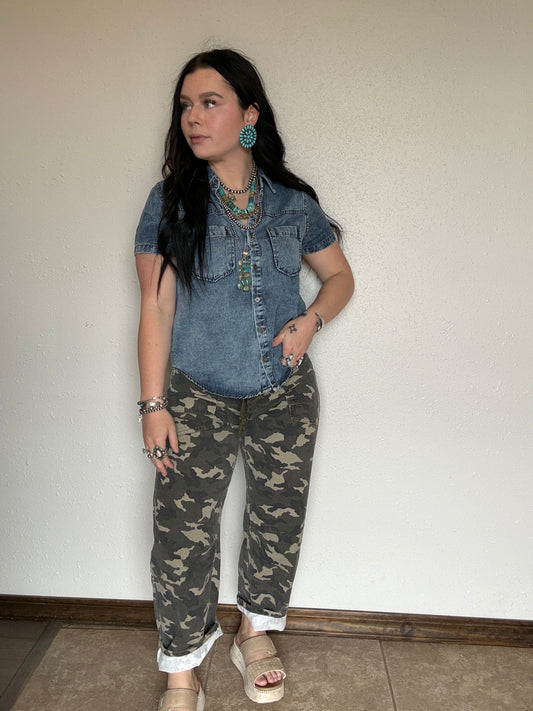 The Cowboy Camo Horseshoe Barrel Jean