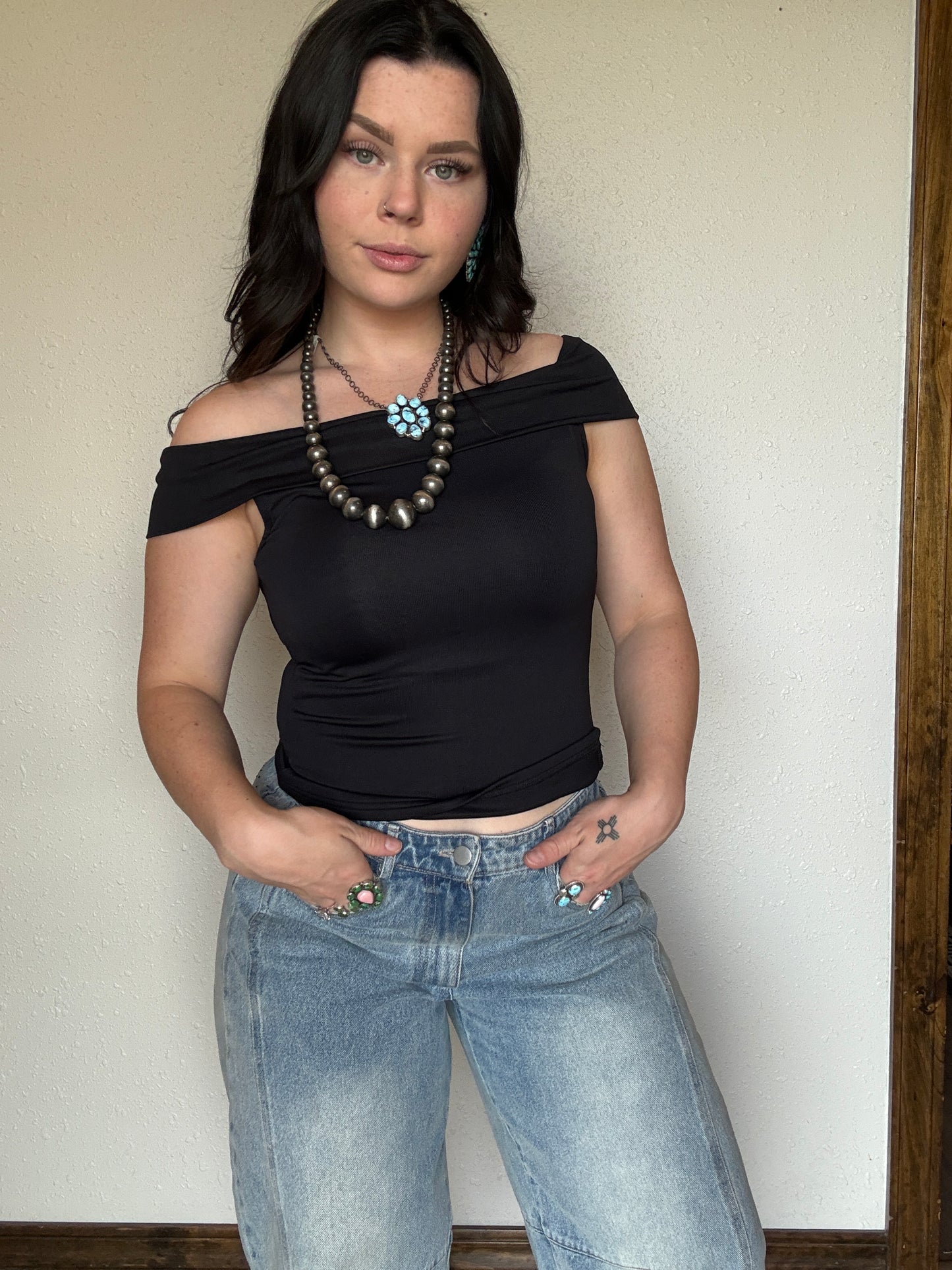The Lex Off The Shoulder Basic Top