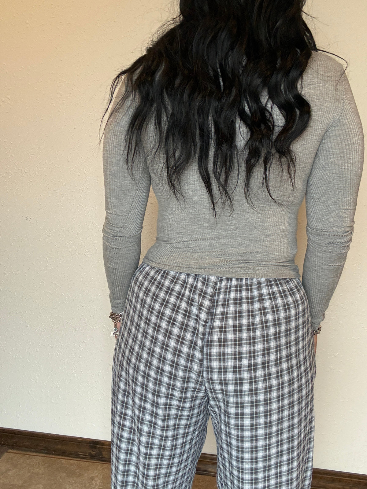Long Sleeve Scoop Neck with Lace Trim Rib Knit Top *Grey