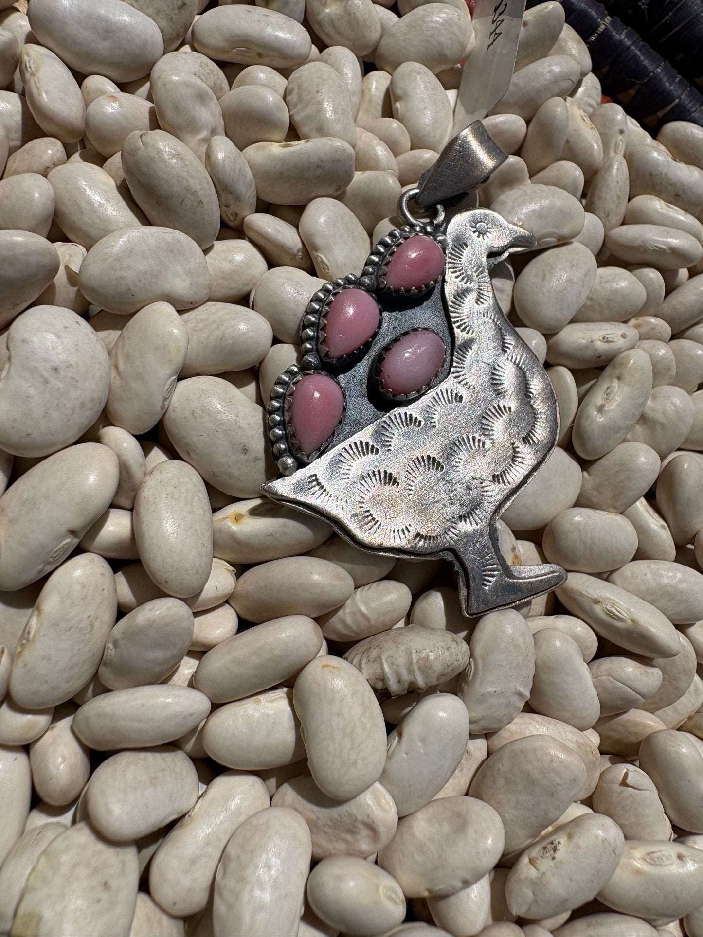 Silly Goose Pendant *Pink Conch
