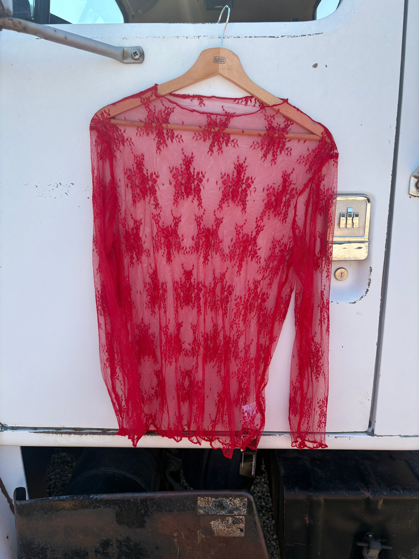 Lace Undershirt *Red