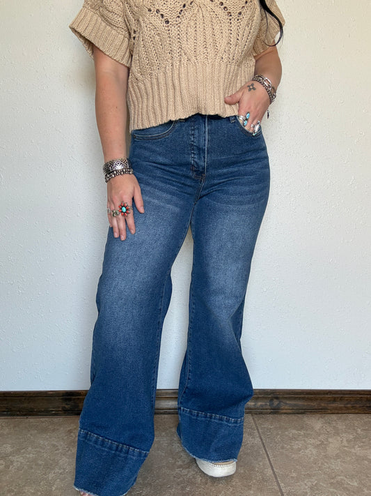 DARK WASH HIGH RISE TROUSER JEANS