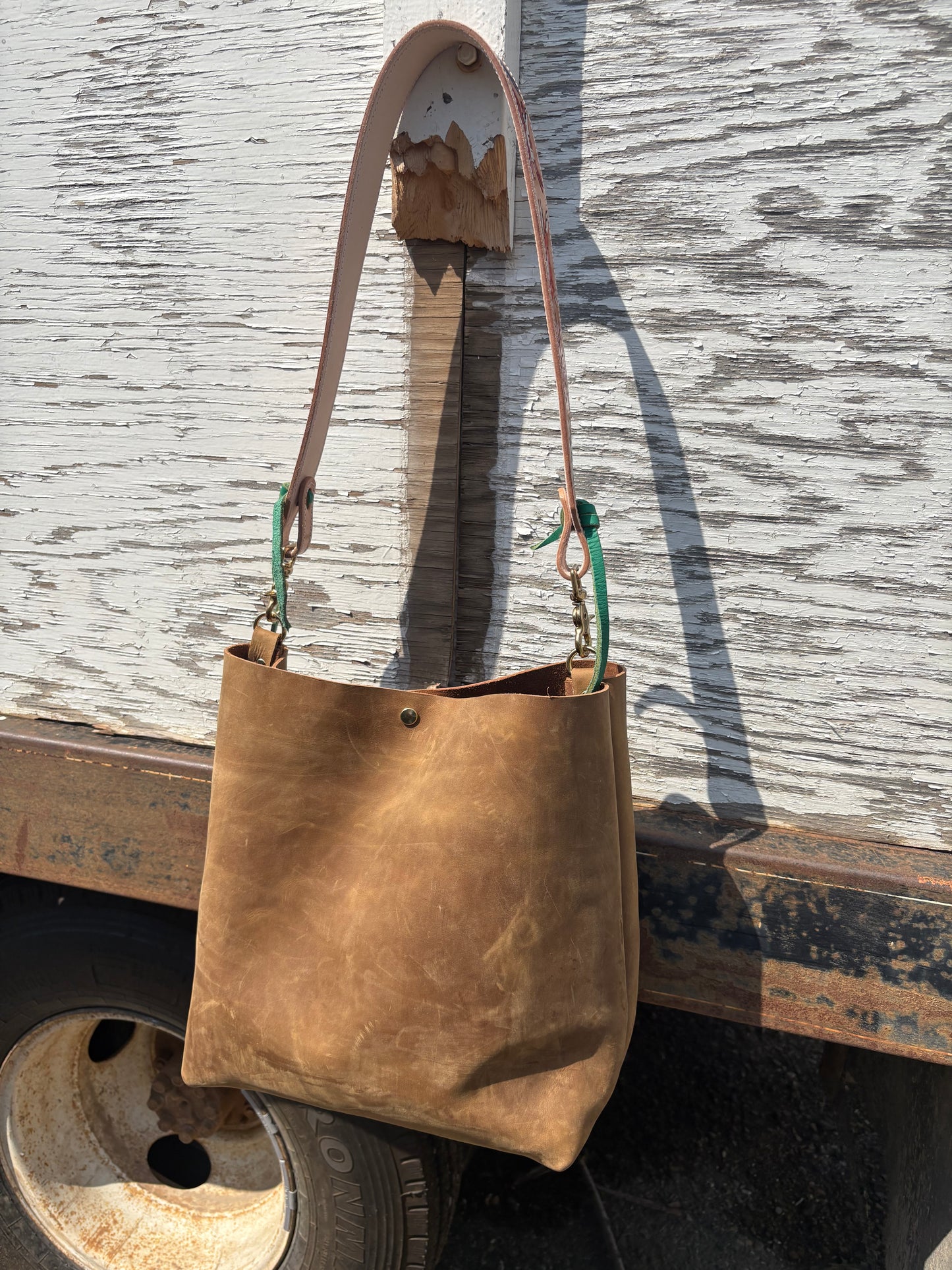 Wild Ponies Tote Bag *Tan