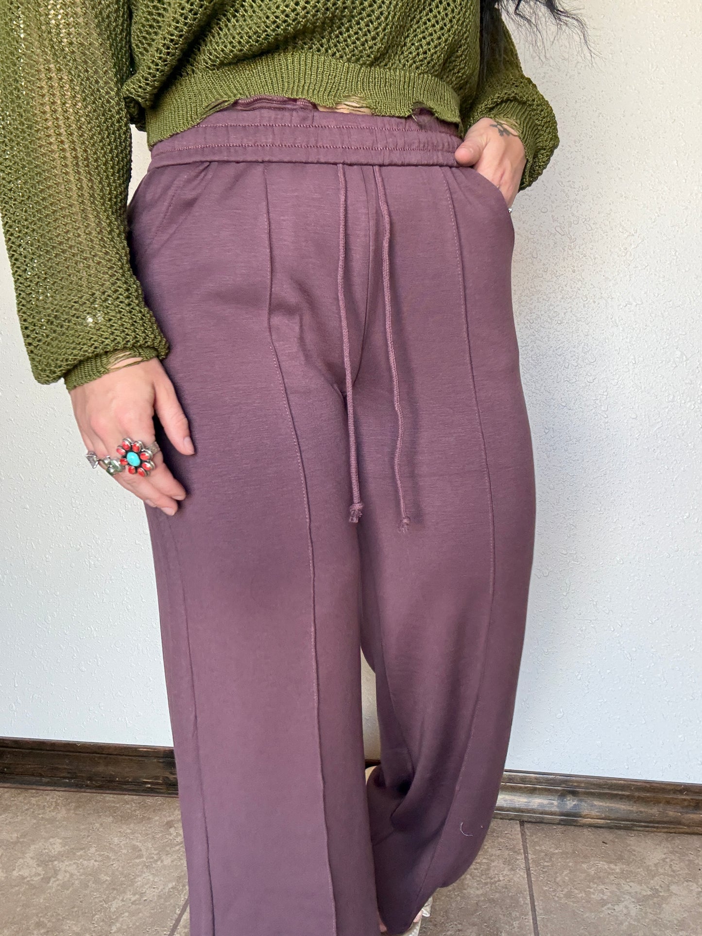 The Cabin Cowgirl Sweats *Cocoa