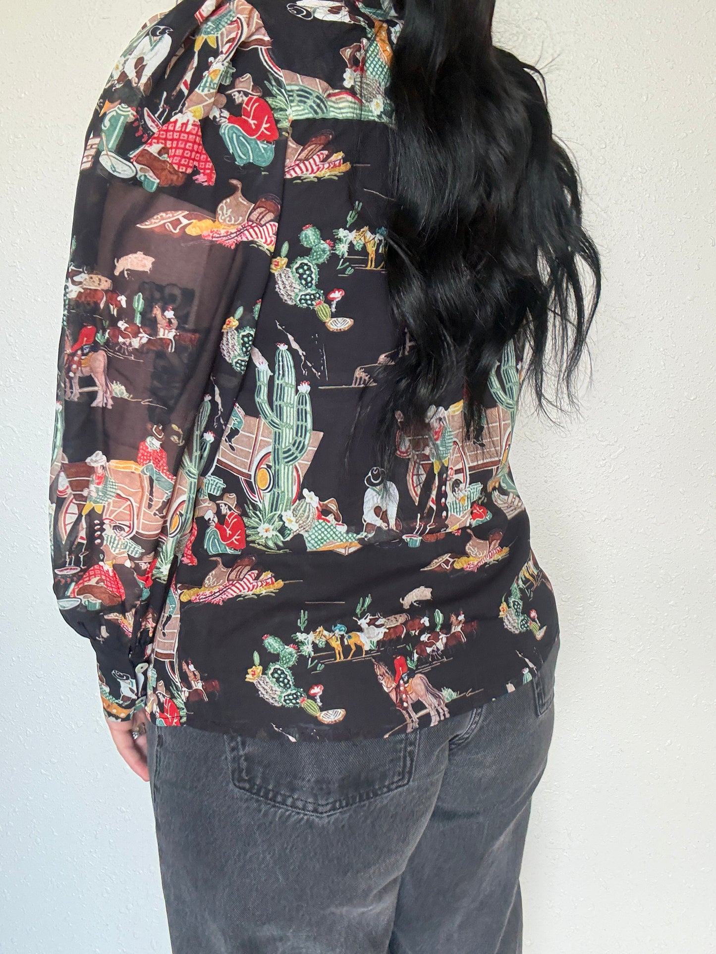 Wagon Wheel Mesh Blouse