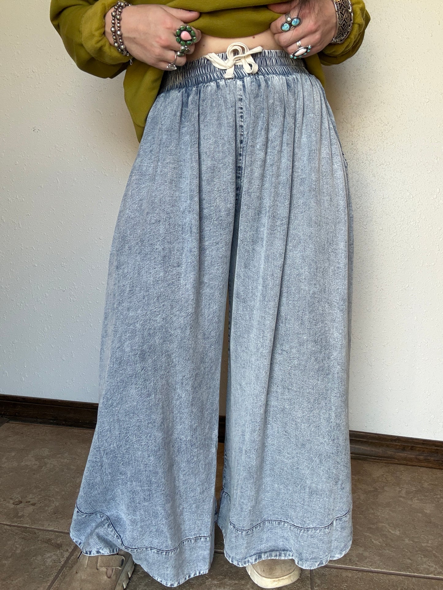 Fall Bloom Denim Flowy Pant