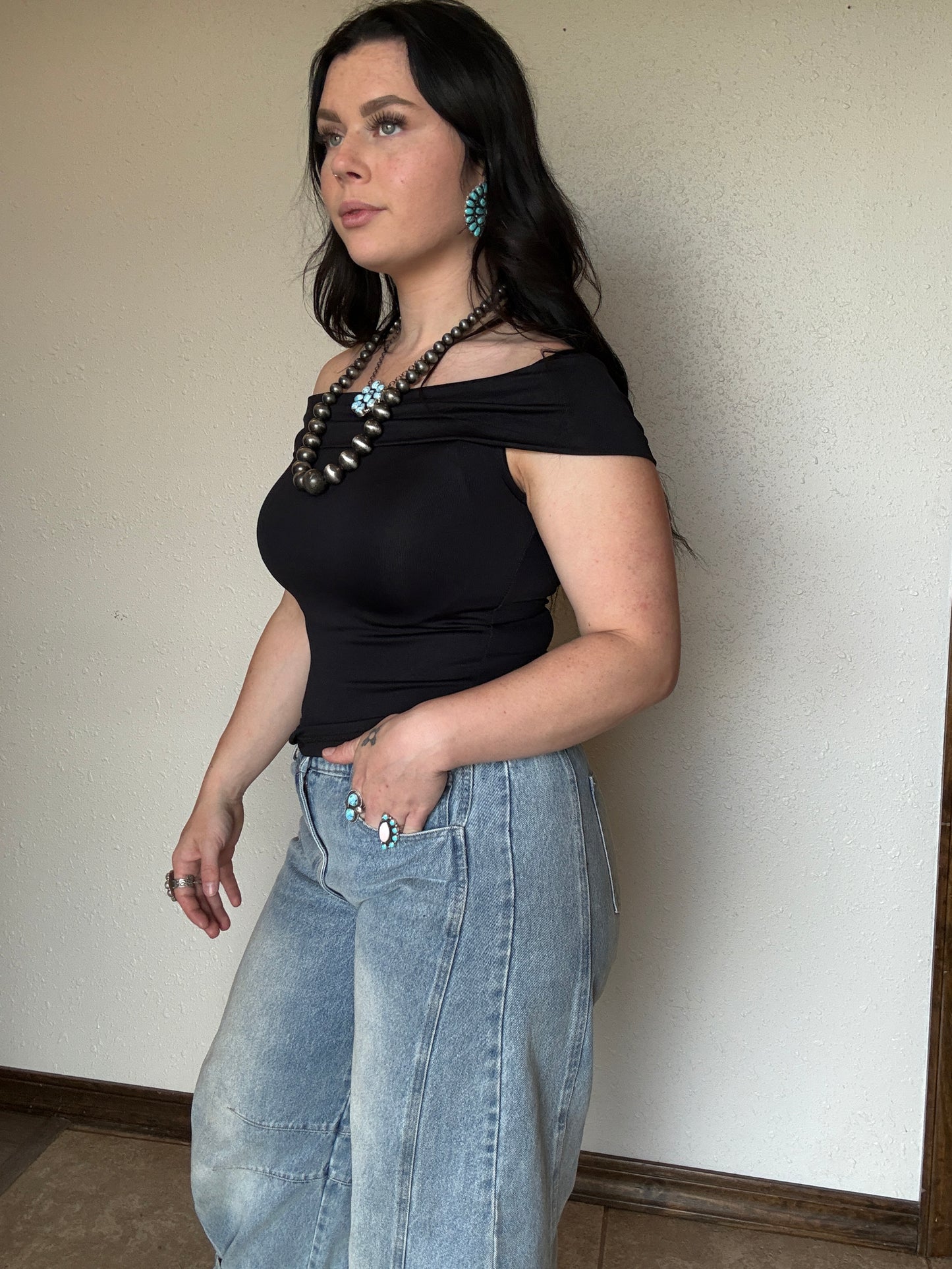The Lex Off The Shoulder Basic Top