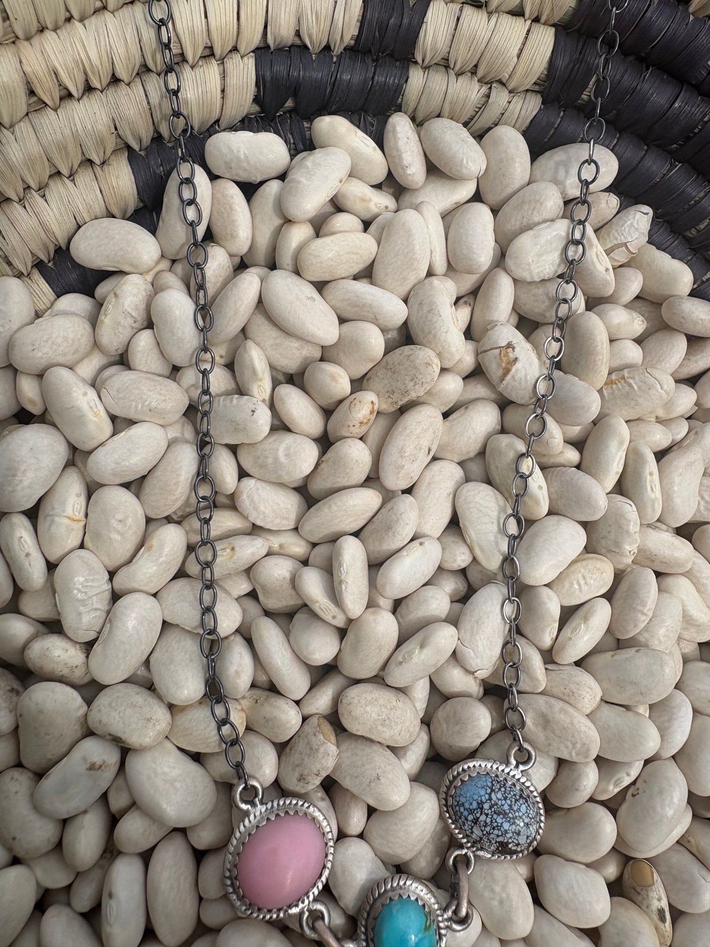 Multistone Necklace Golden Hills, Sonoran, Pink Conch
