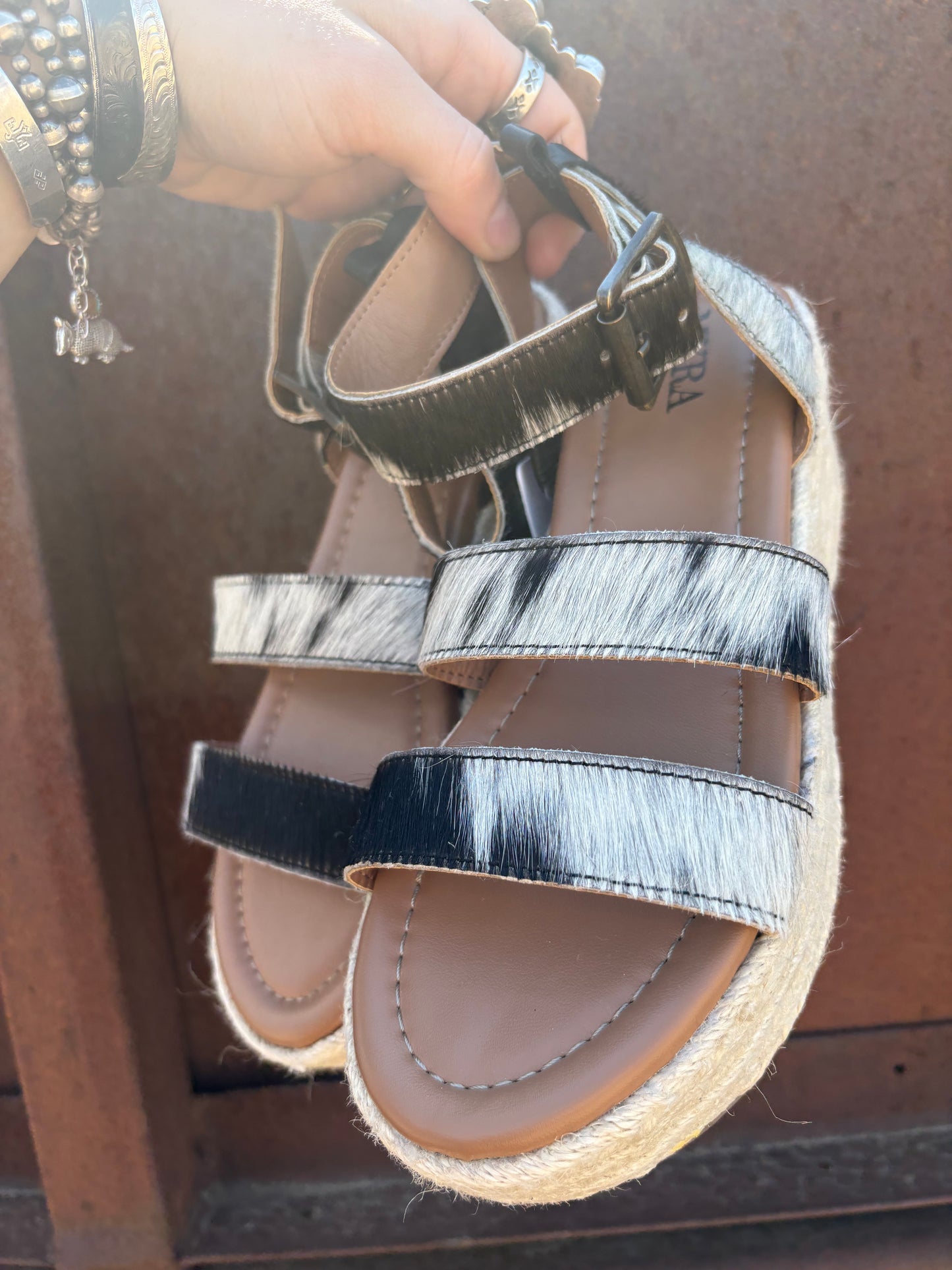 Longhorn Lasso Leather Sandals