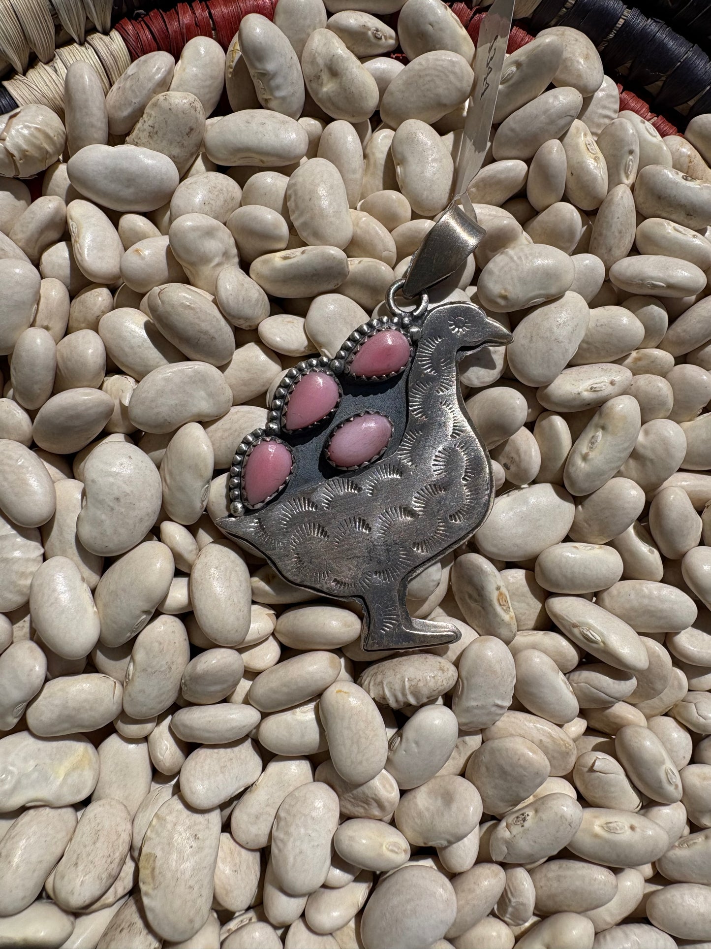 Silly Goose Pendant *Pink Conch