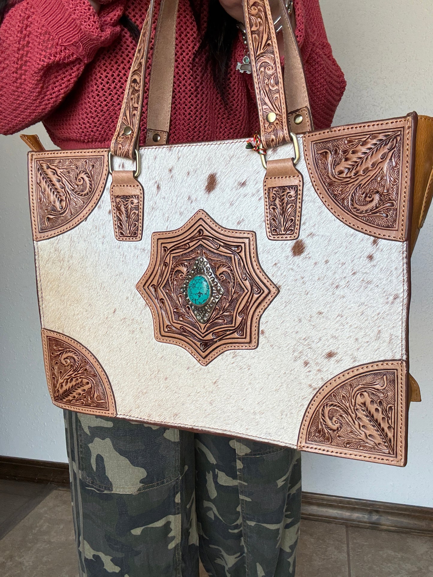 The Dallas Hand Tooled Concealed Carry Bag