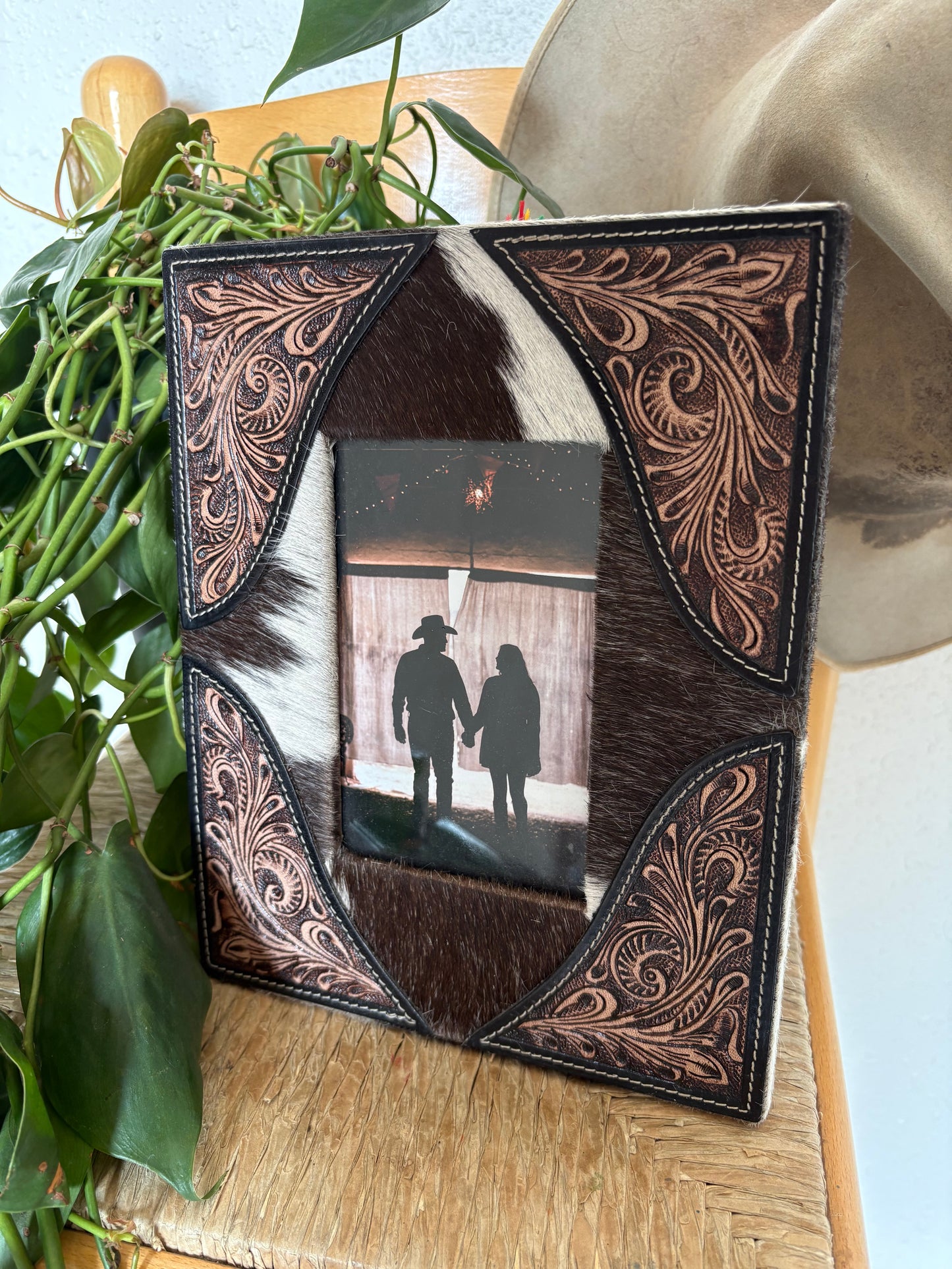 Sequoia Whisper Handtooled Leather Photo Frame in Espresso Cream