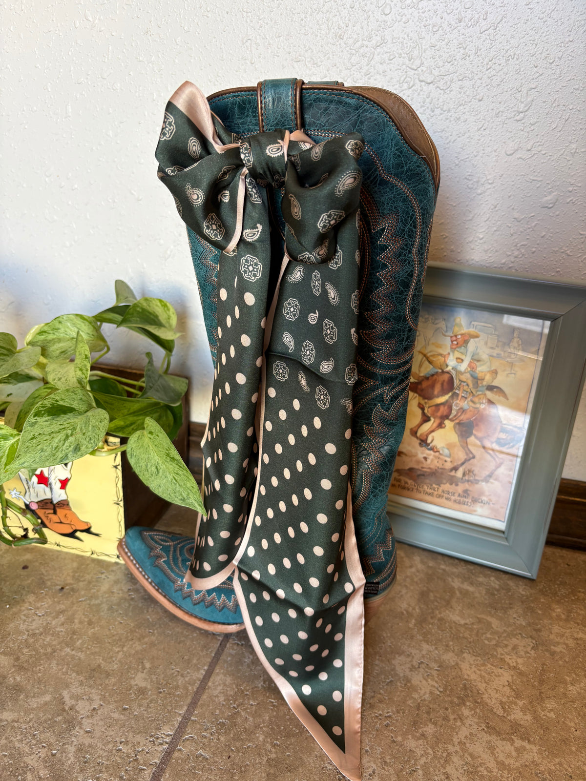 Green Polka Dot & Paisley Twilly