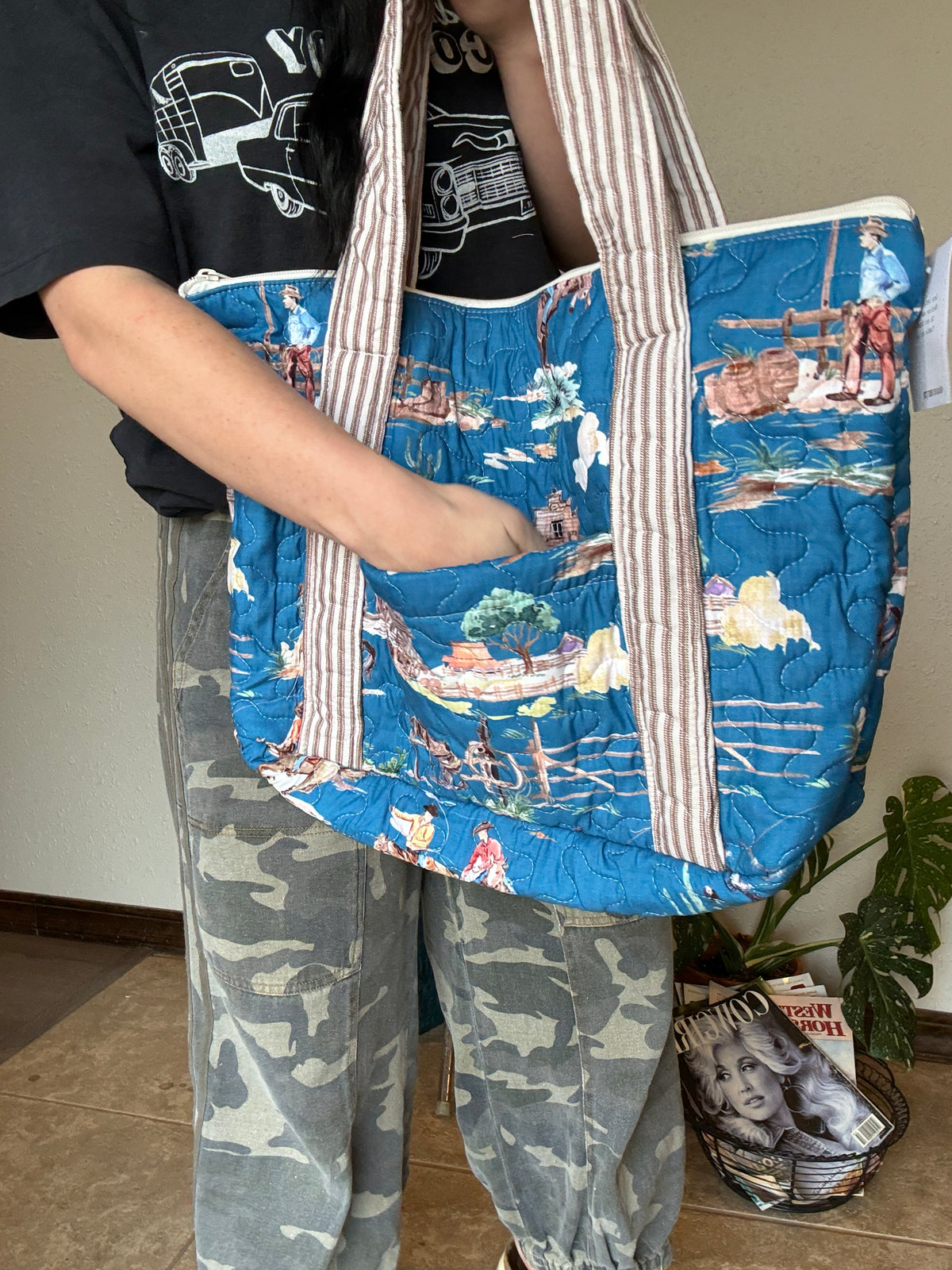 Blue Retro Cowboy Quilted Zipper Tote