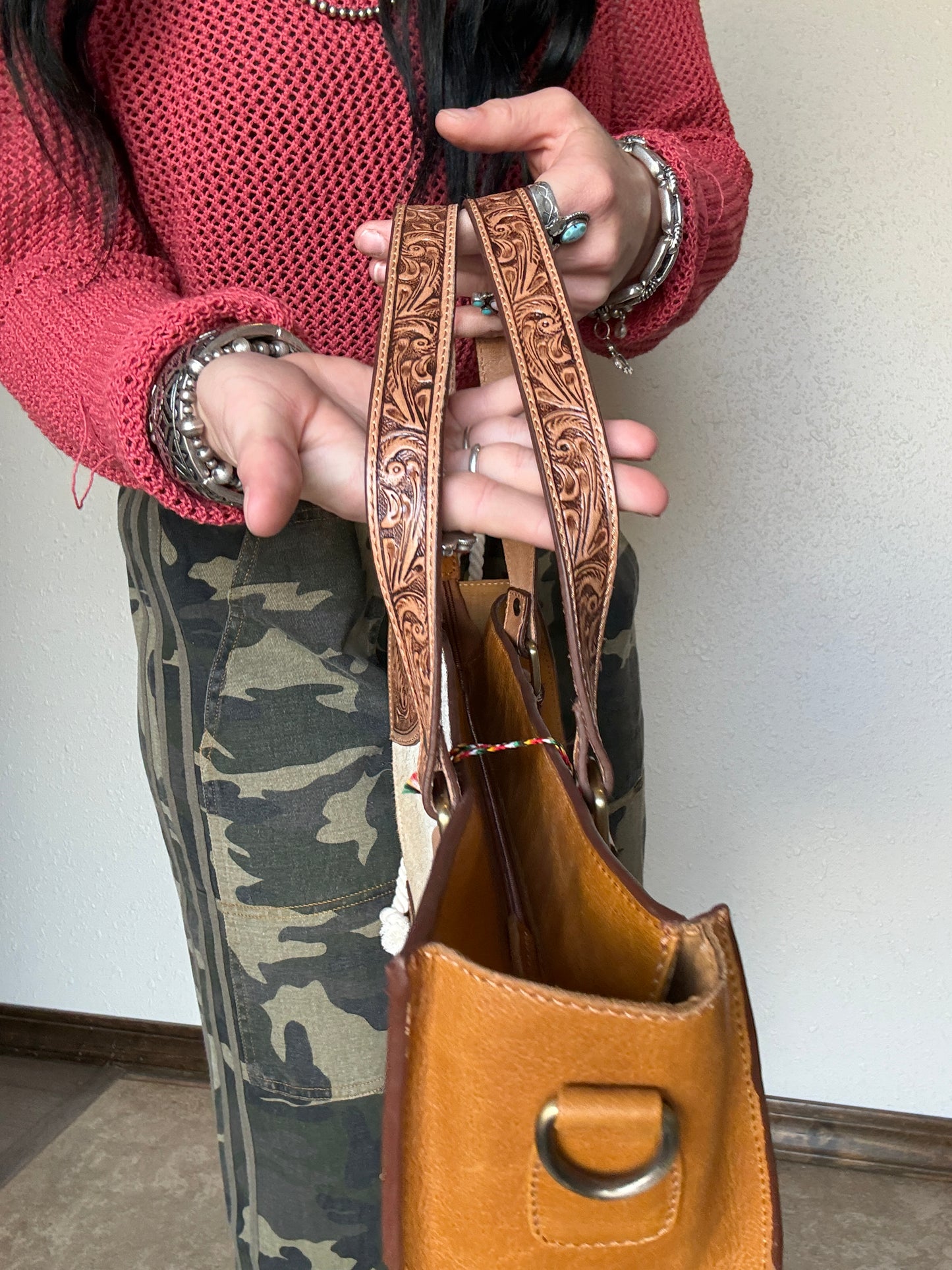 The Dallas Hand Tooled Concealed Carry Bag