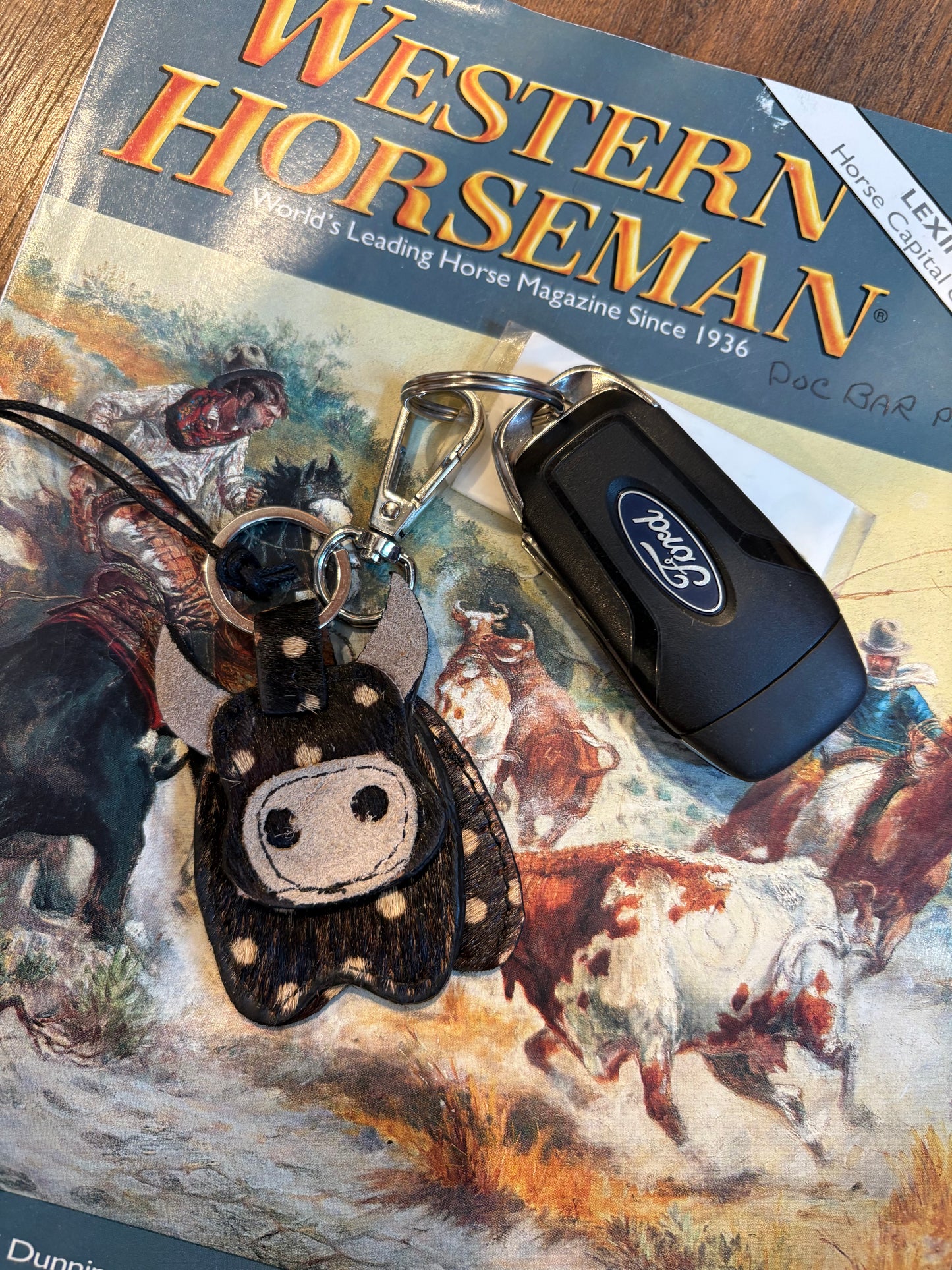 Outpost Bull Keychain in Desert Hide