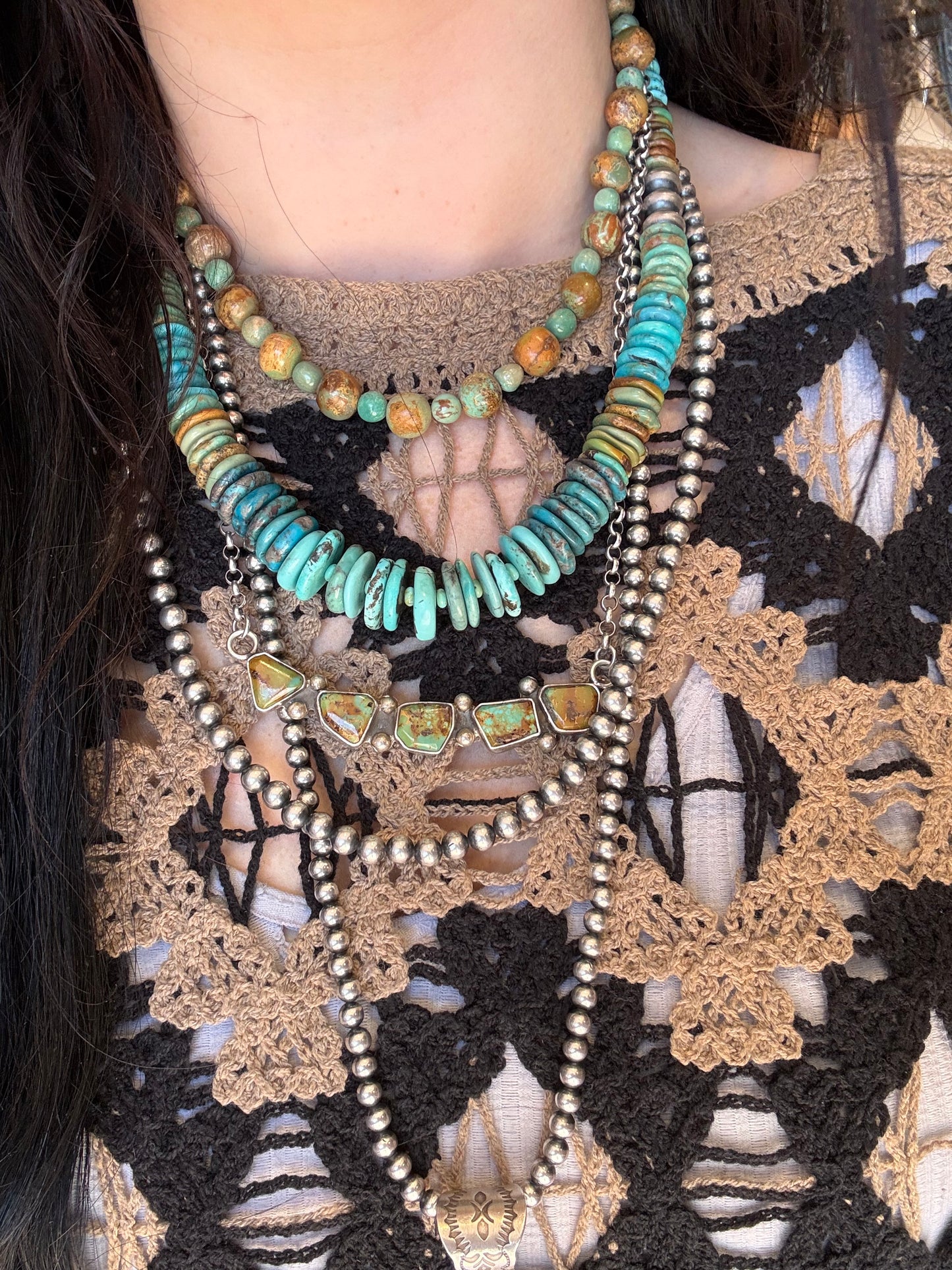 Kimberly Tom Navajo made Kingman Stone & White Shell Necklace
