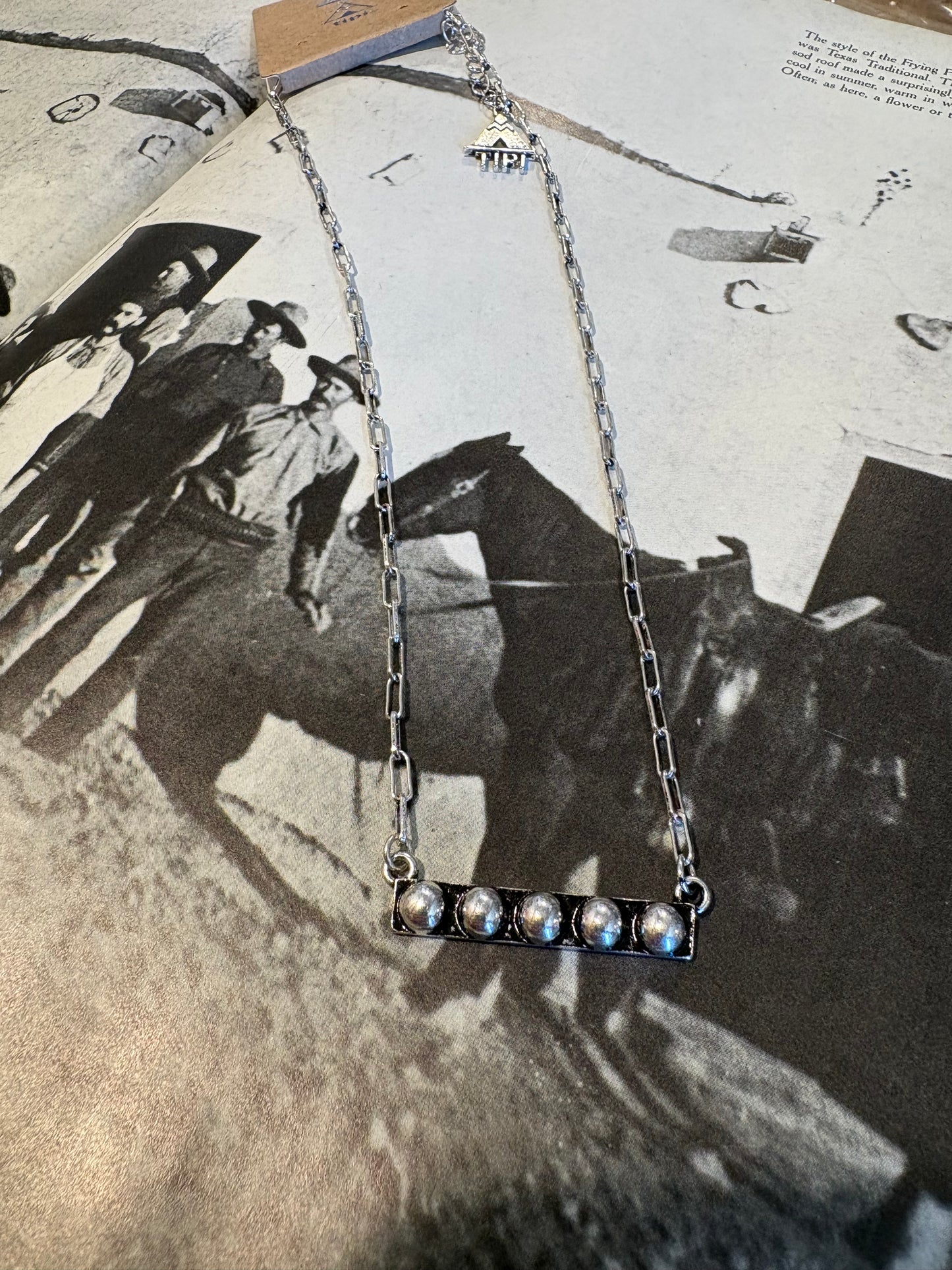 Western Bubble Bar Necklace