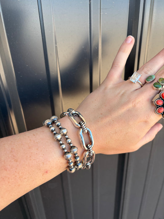 Linked Up Stretch Bracelet