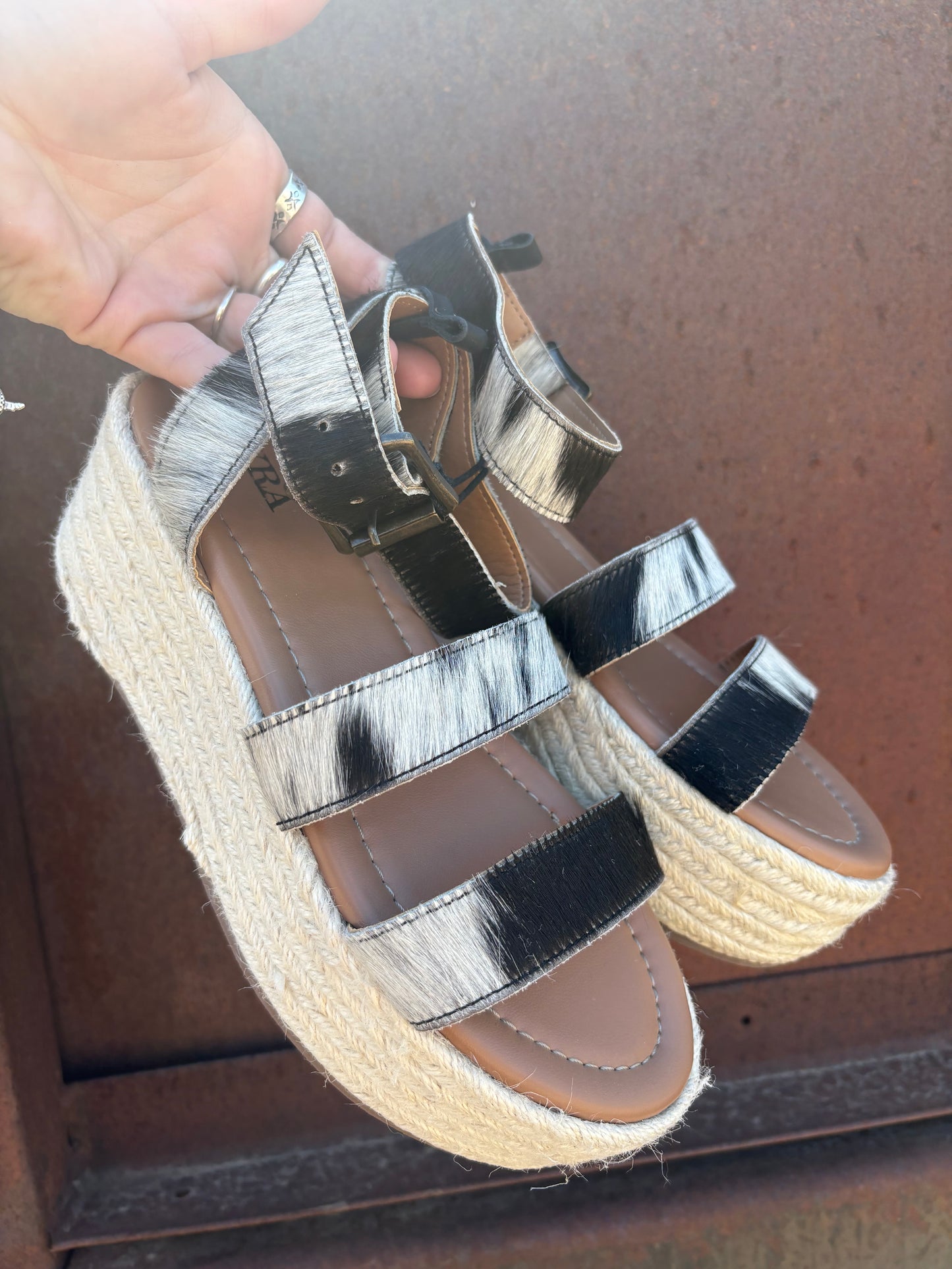 Longhorn Lasso Leather Sandals