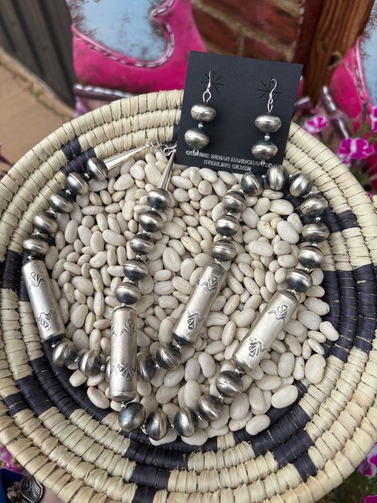Sharon Cooley Handmade Navajo Pearl Necklace & Earrings