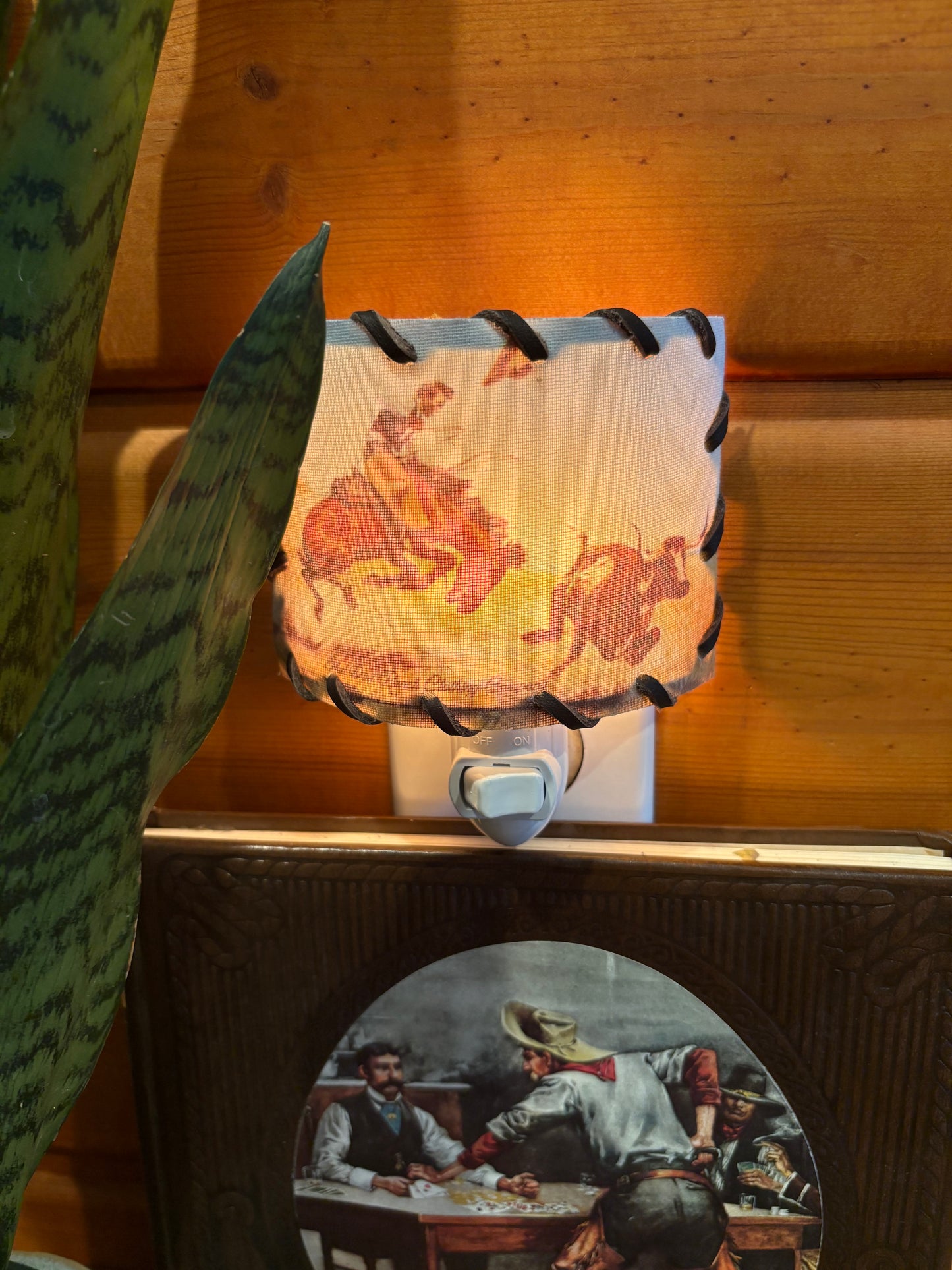 Western Night Light *Roping Bronc