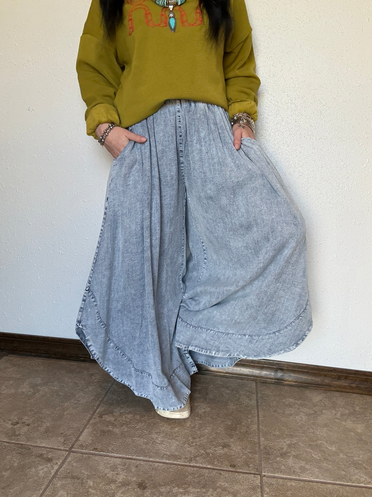 Fall Bloom Denim Flowy Pant