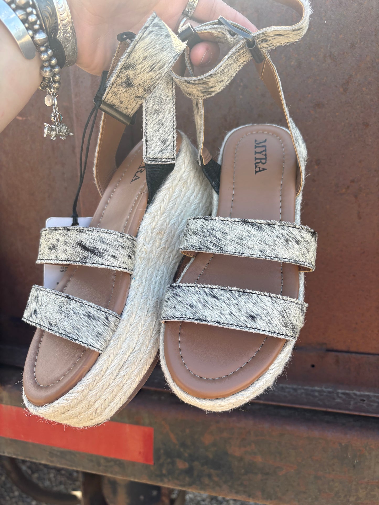 Longhorn Lasso Leather Sandals