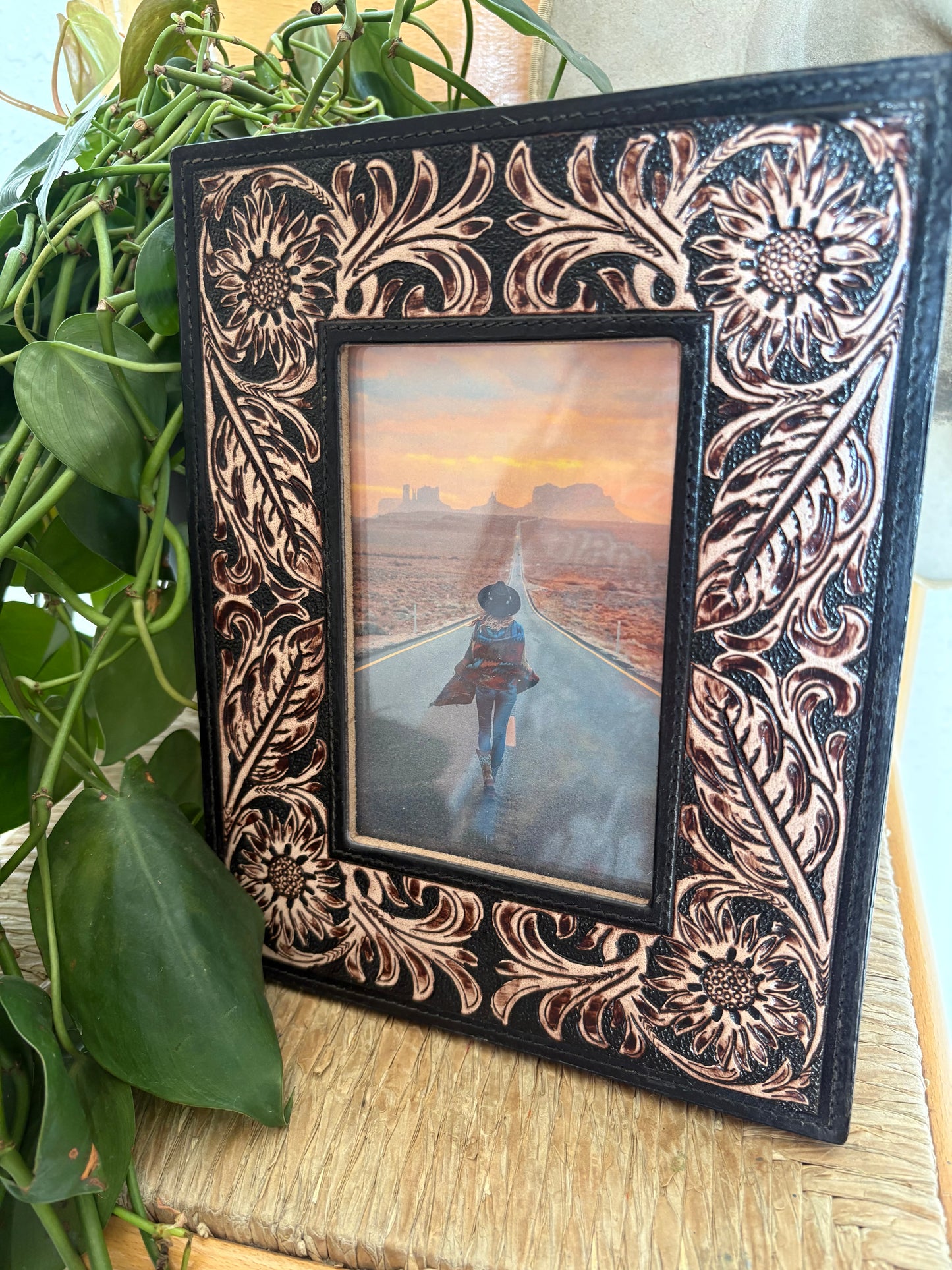 Wyburn Canyon Hand-Tooled Photo Frame